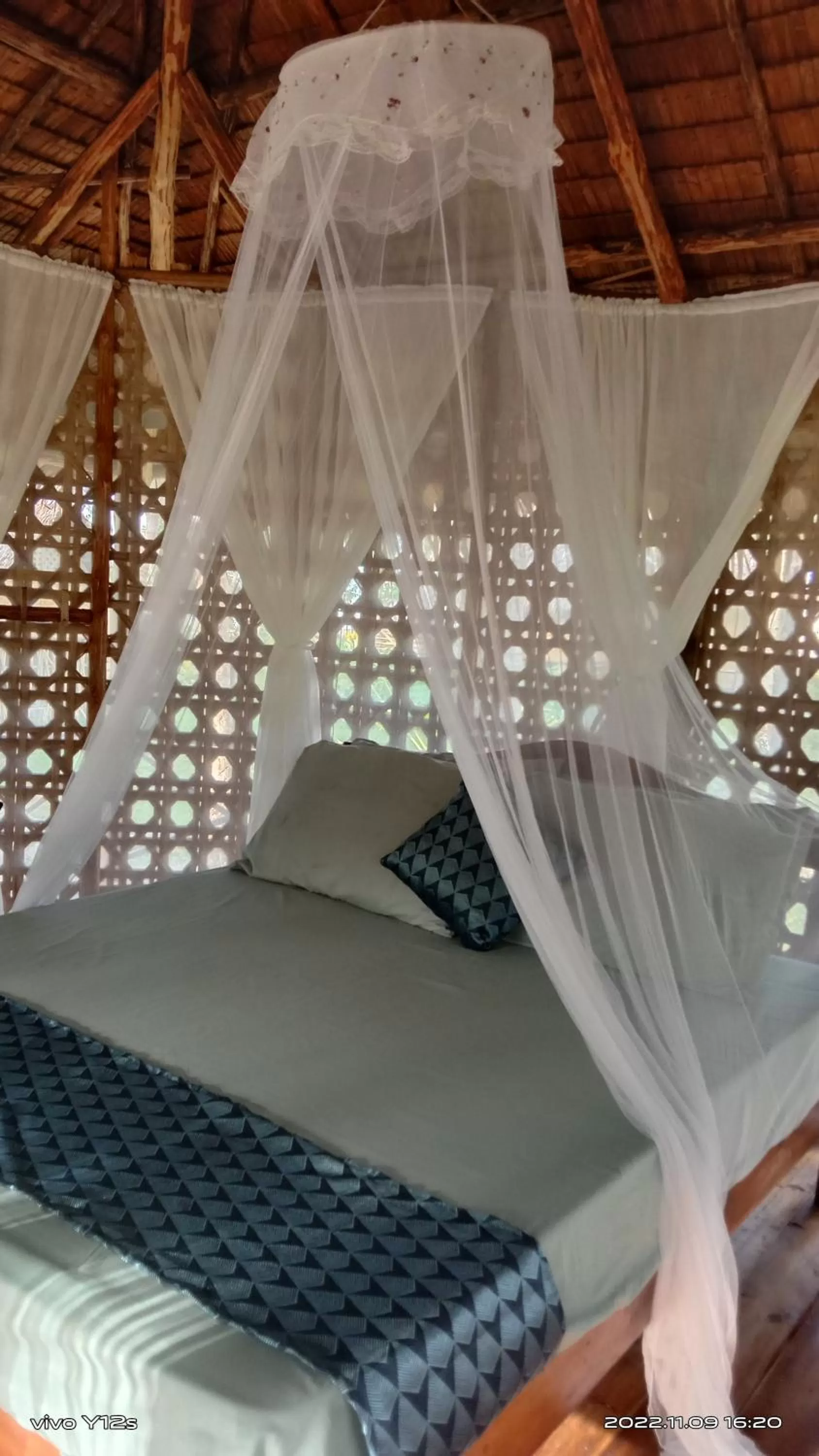 Bed in Prince John beachfront cottages and Restaurant