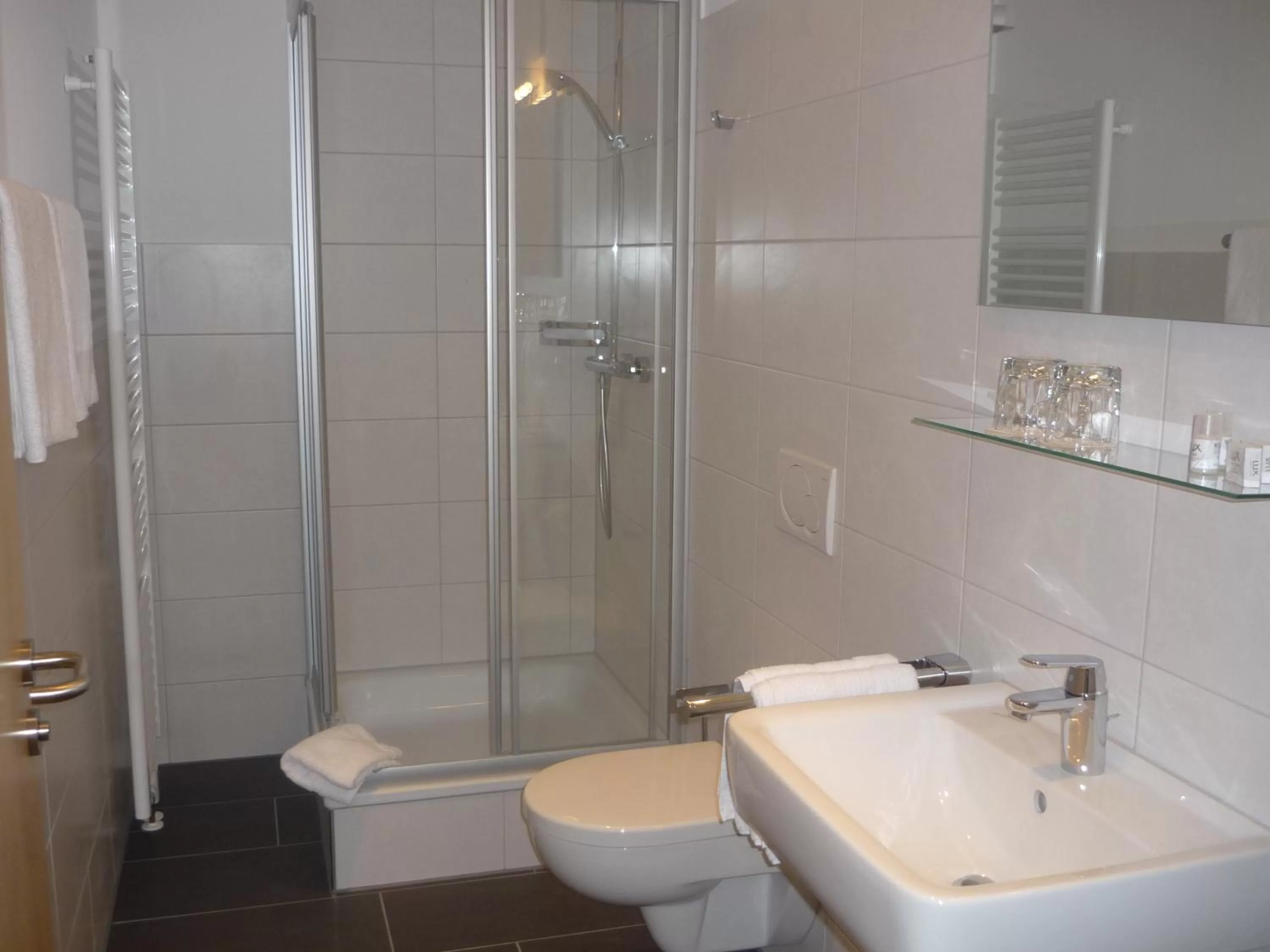 Bathroom in Stadthotel Bocholt