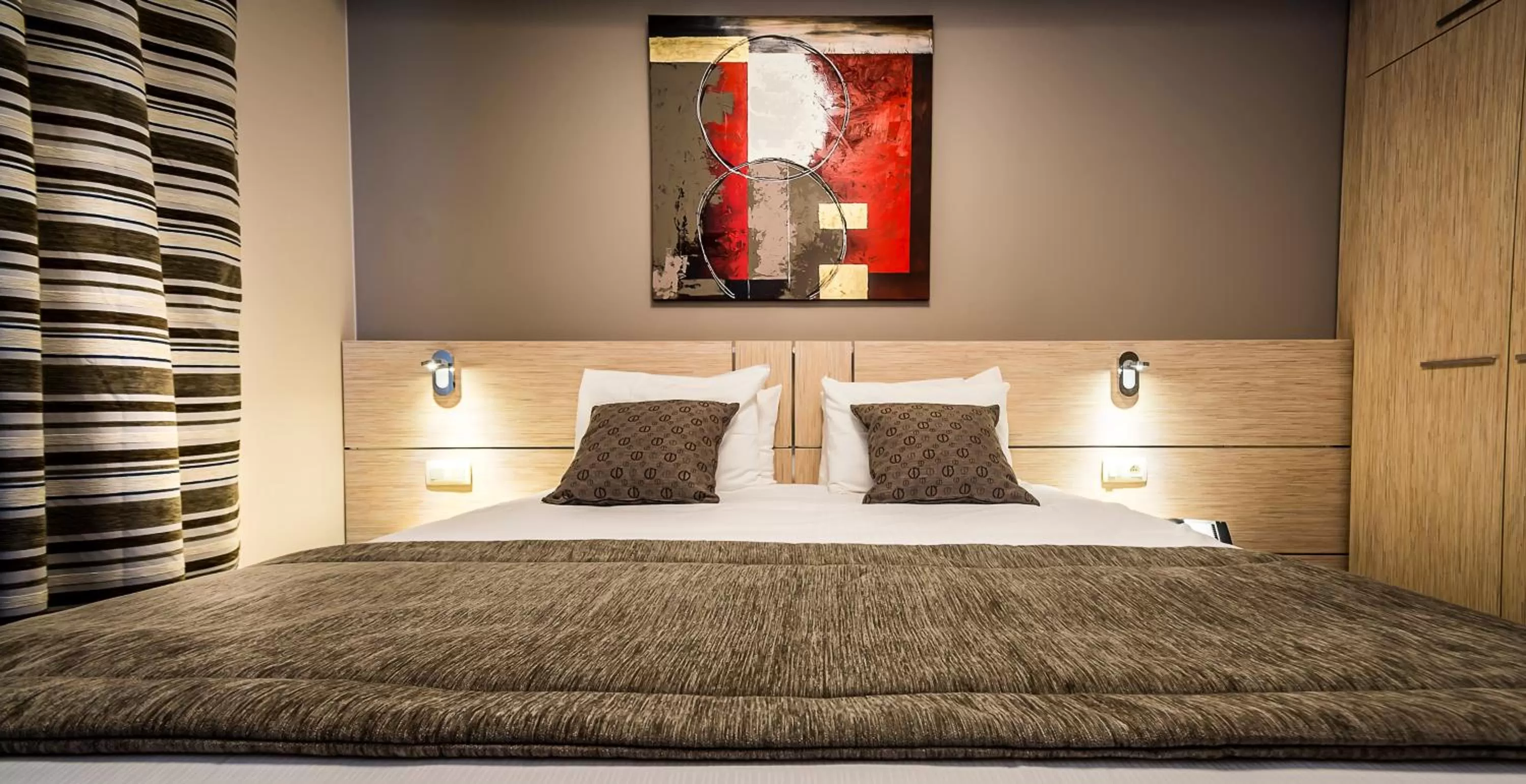 Bed in Ibis Styles Charleroi Airport Aero 44