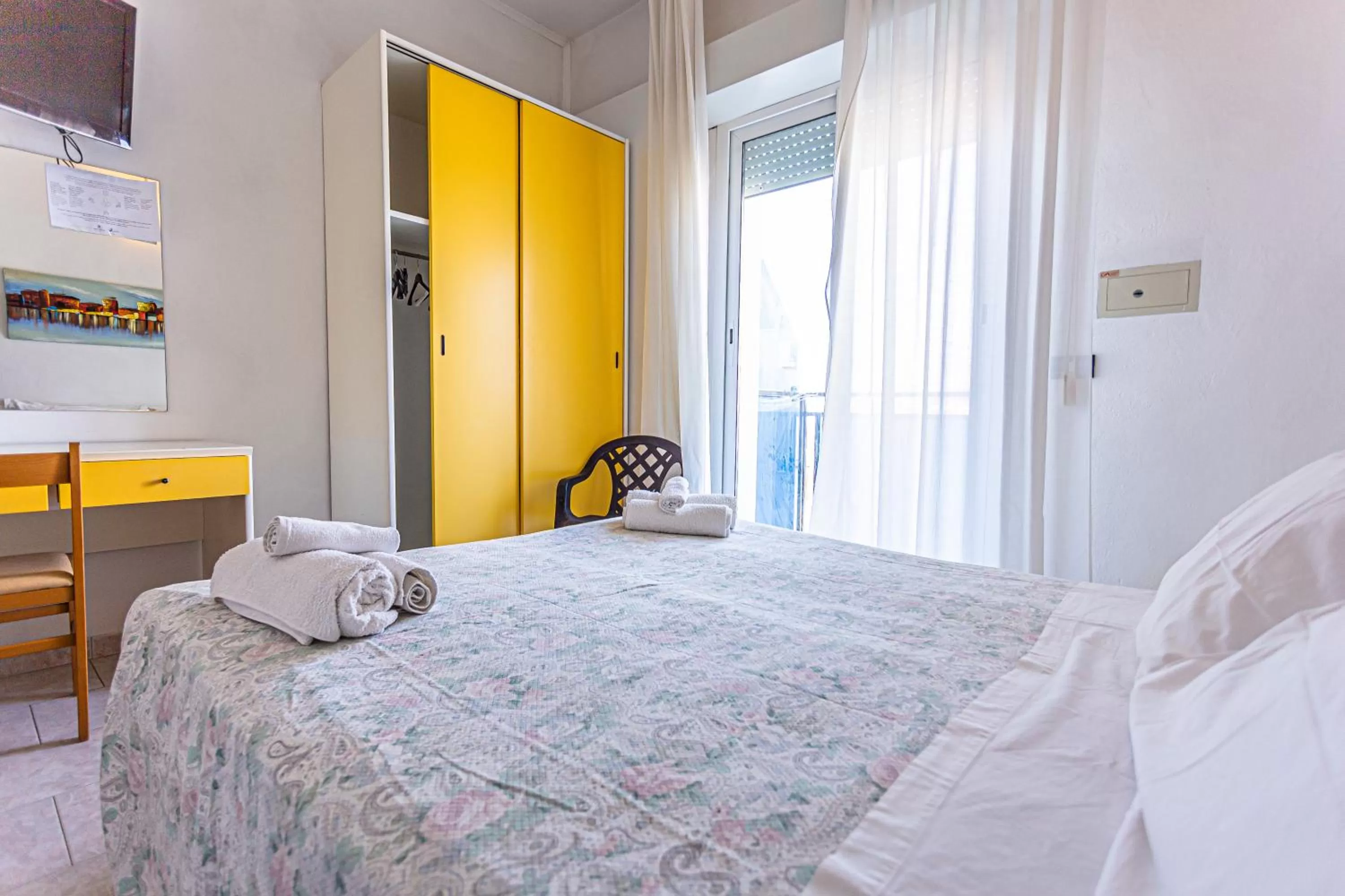 Bed in Hotel Continental