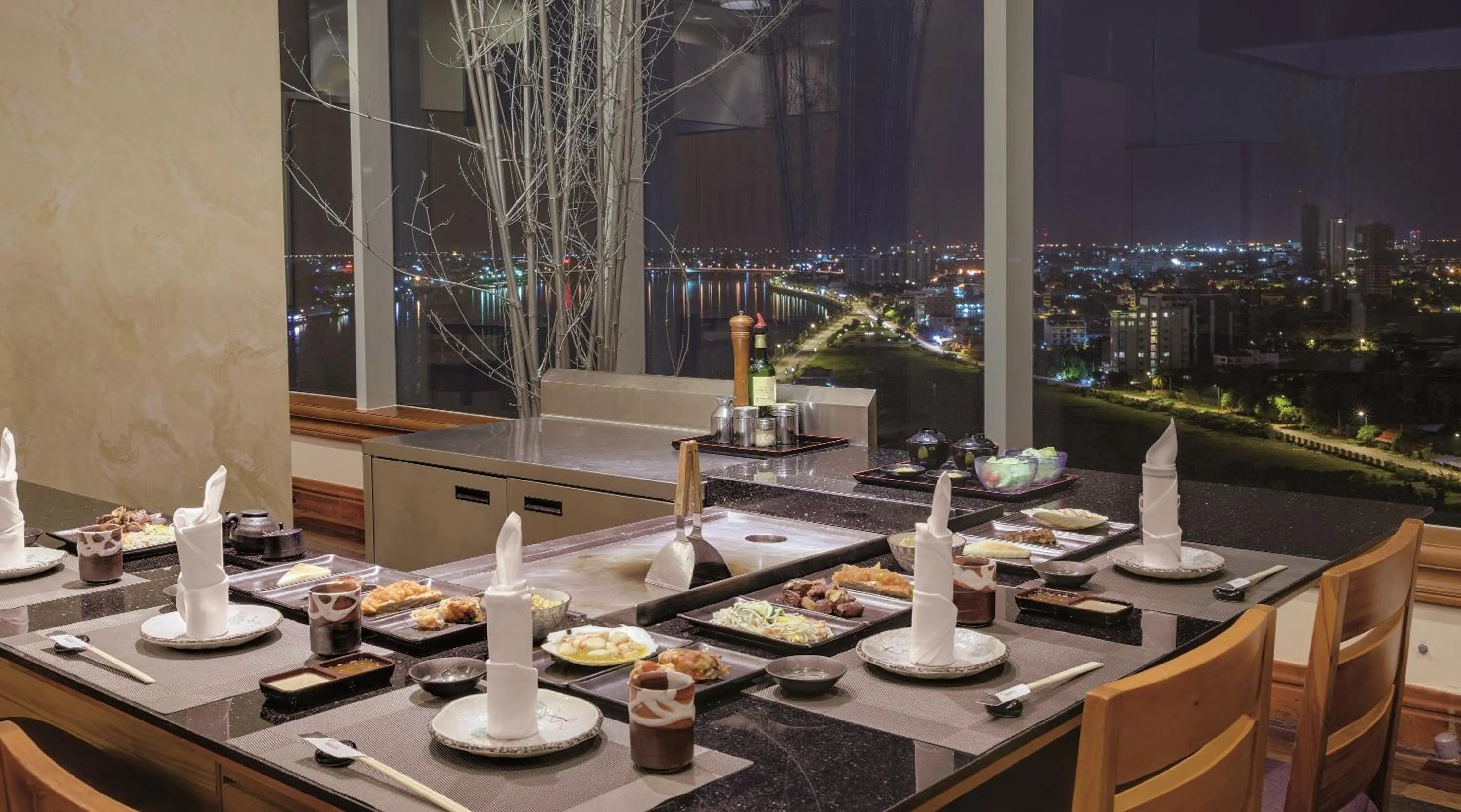 Dinner in Sokha Phnom Penh Residence