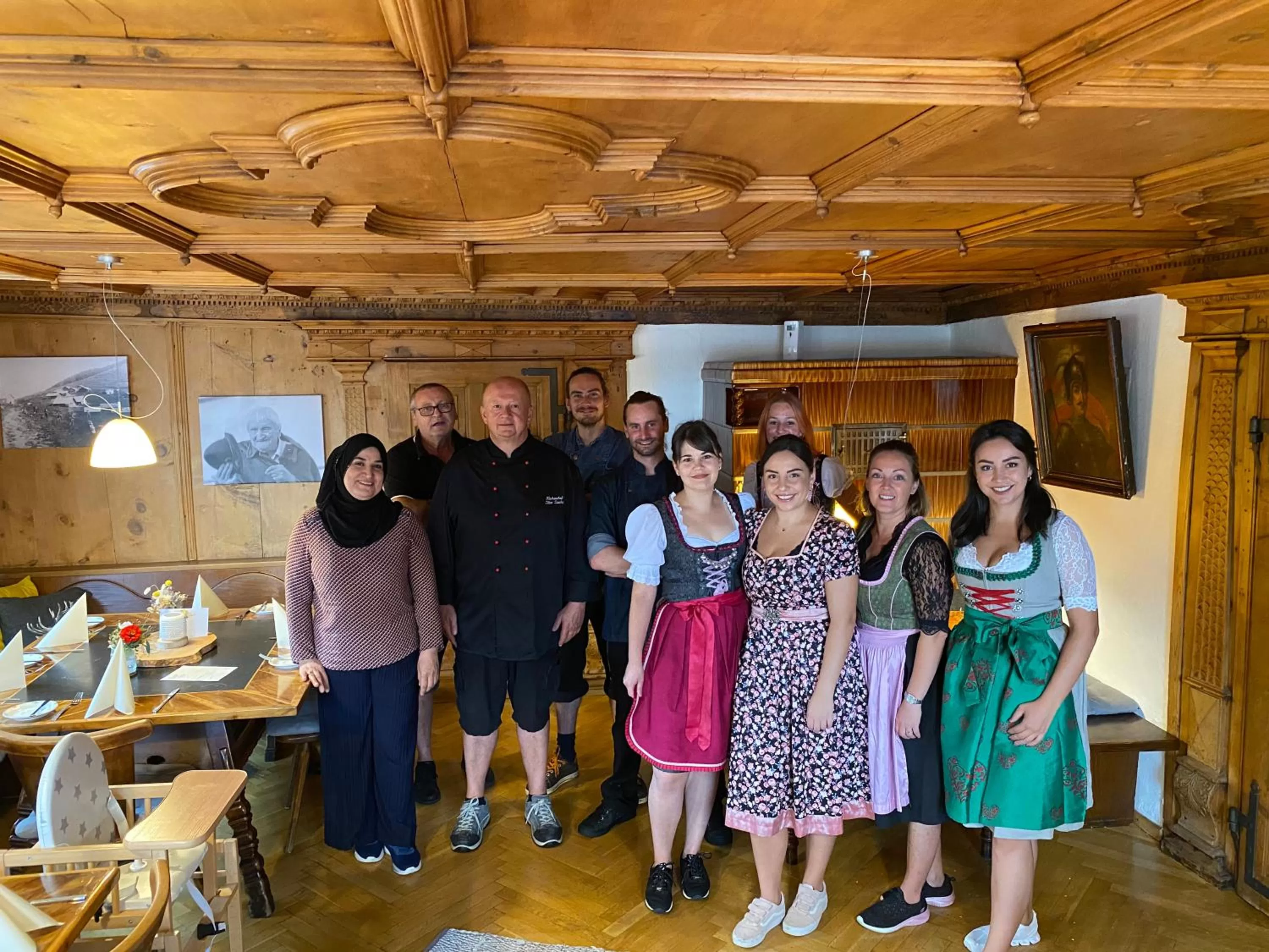 People in Gasthaus Rössle