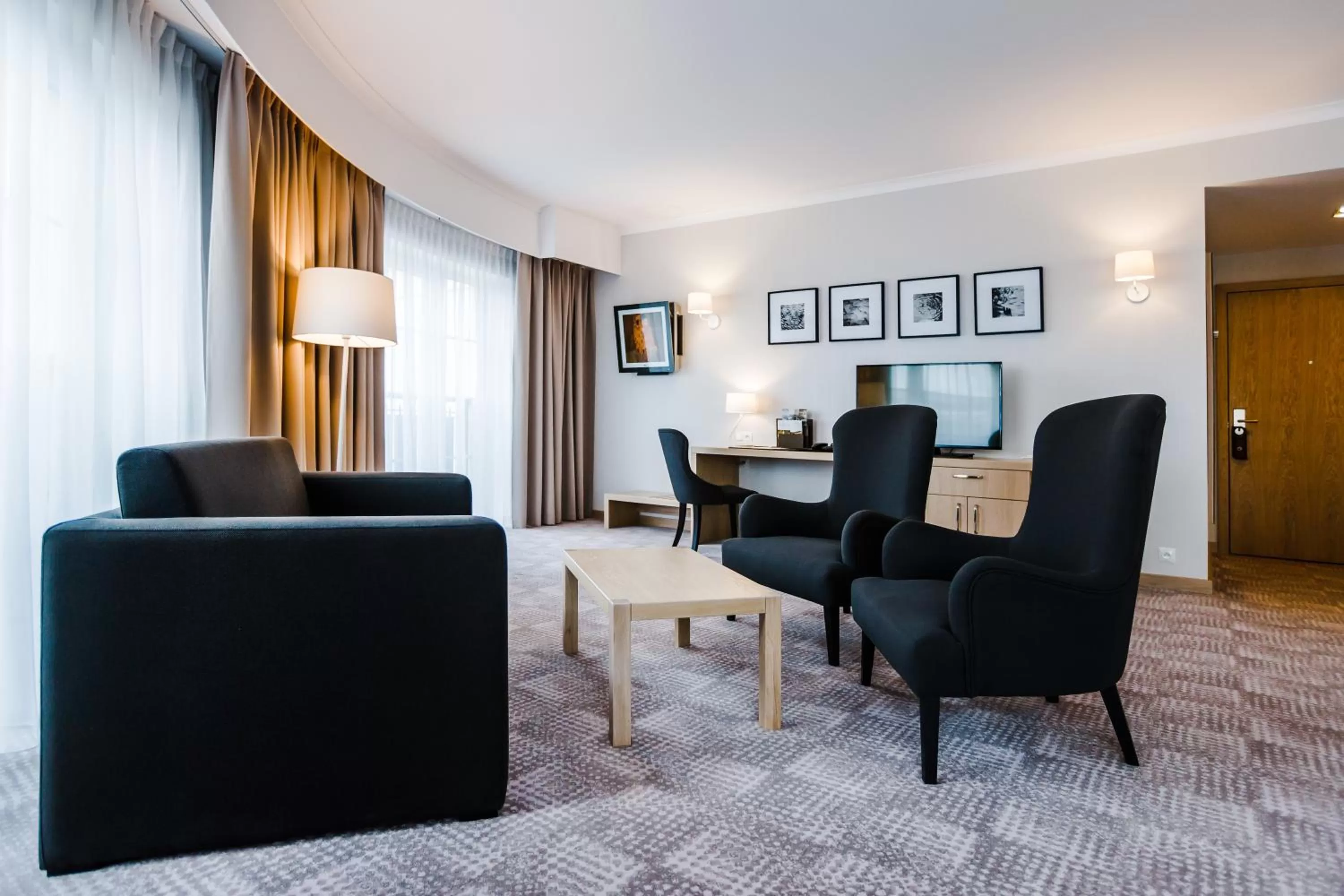 Photo of the whole room, Seating Area in Hotel Sokół Wellness & SPA