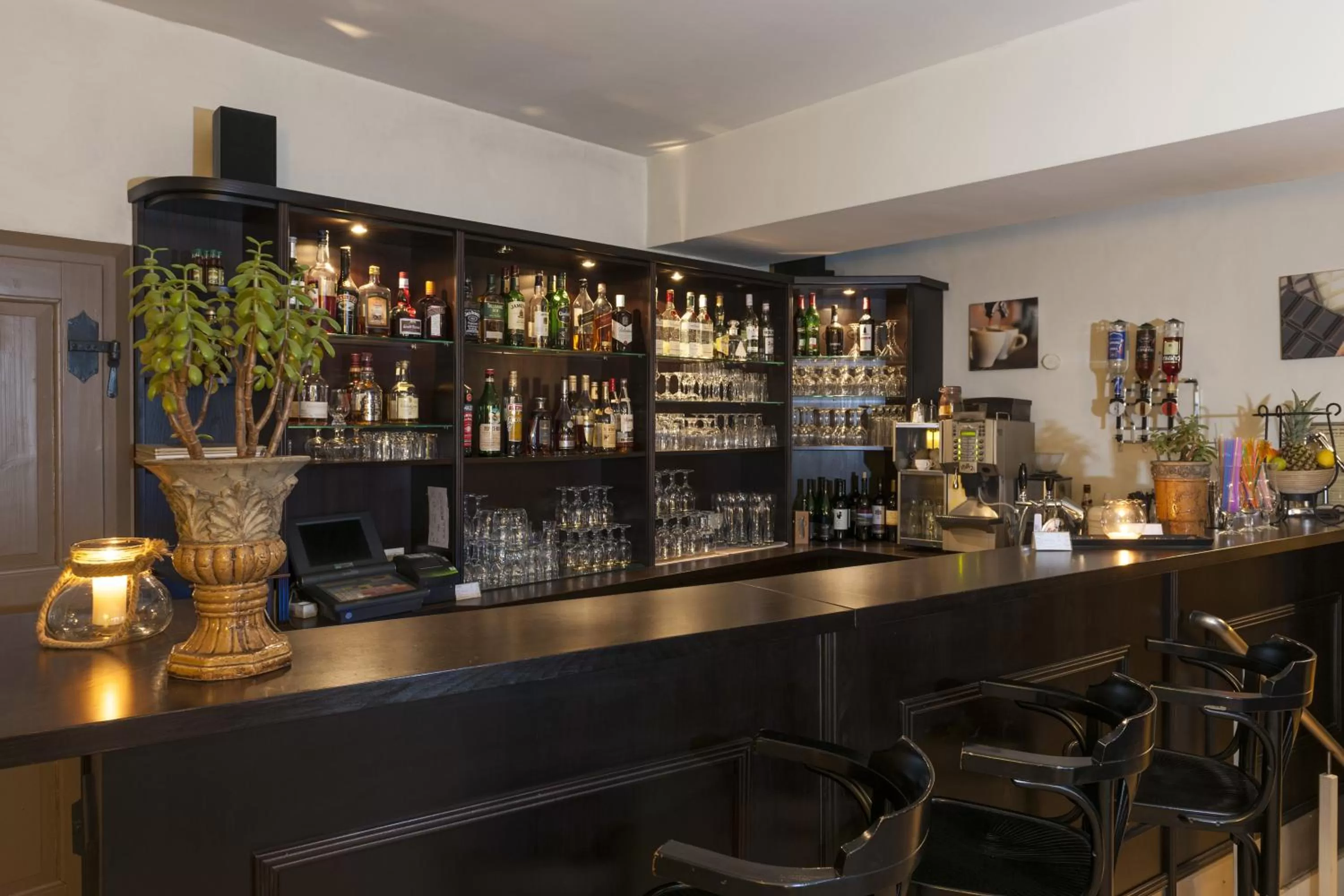 Lounge or bar in Wyndham Garden Quedlinburg Stadtschloss