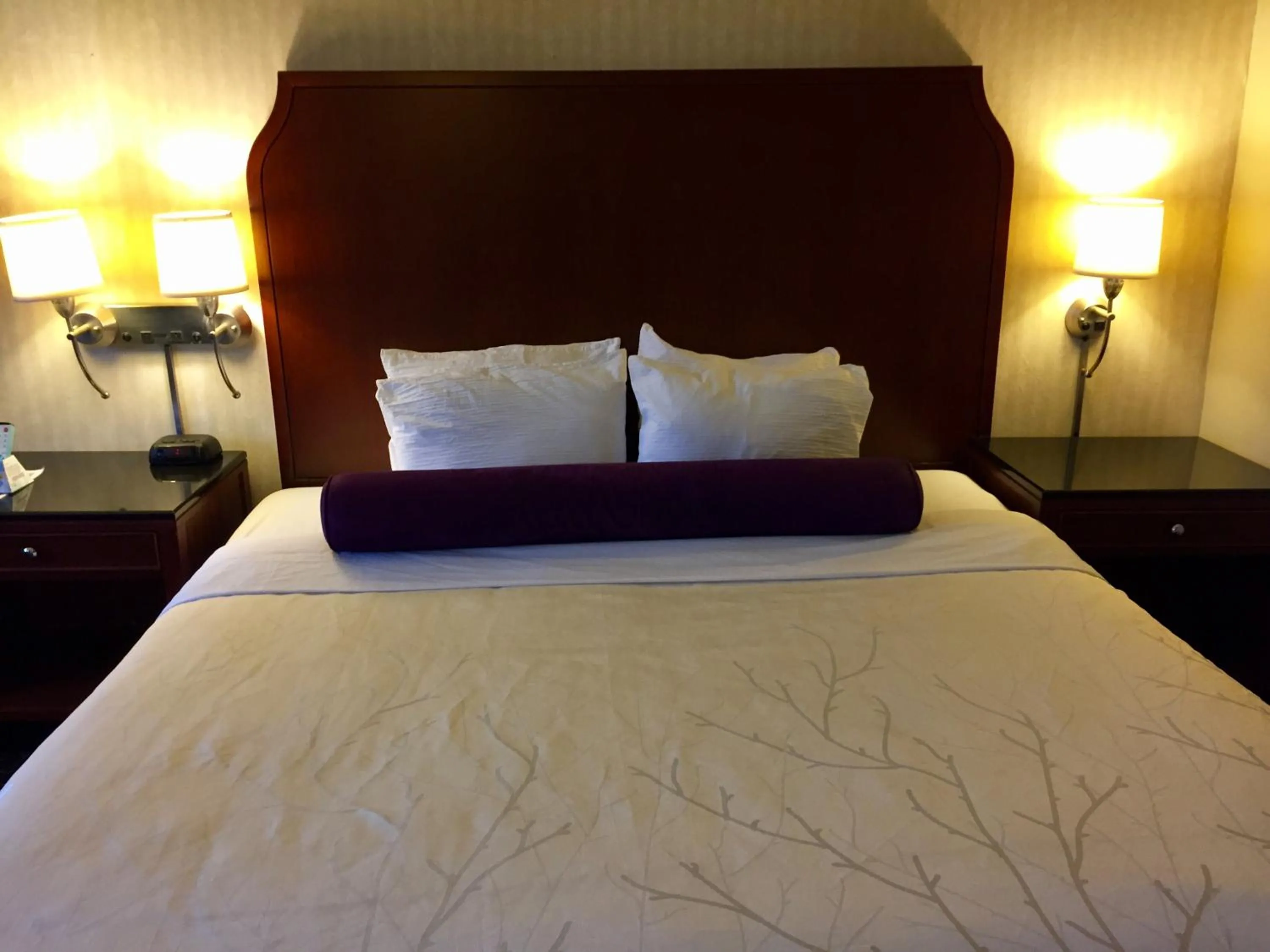 Bed in The Black Mountain Inn