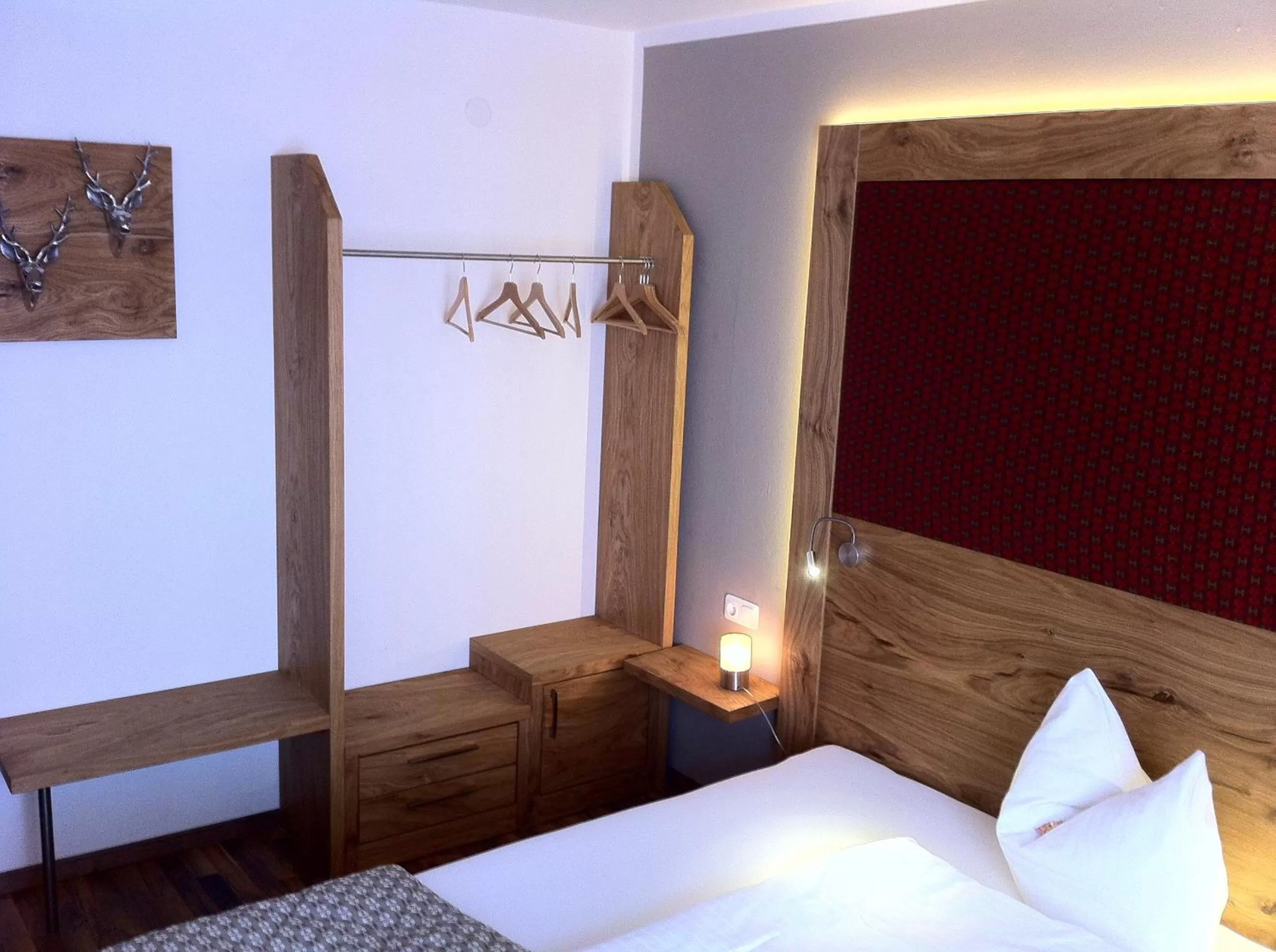 Decorative detail, Bed in Gasthof Teufl