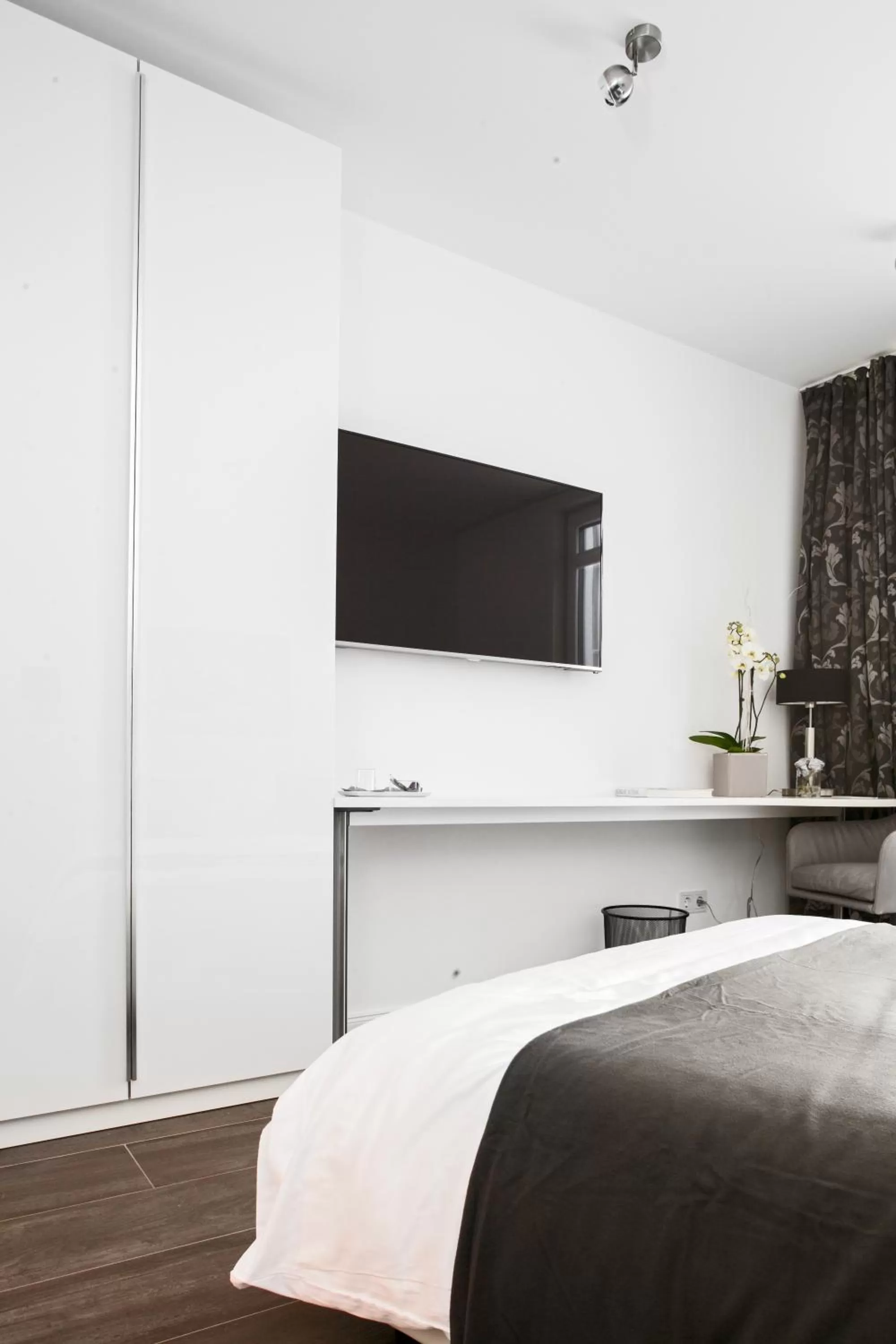 Photo of the whole room, Bed in Konventchen