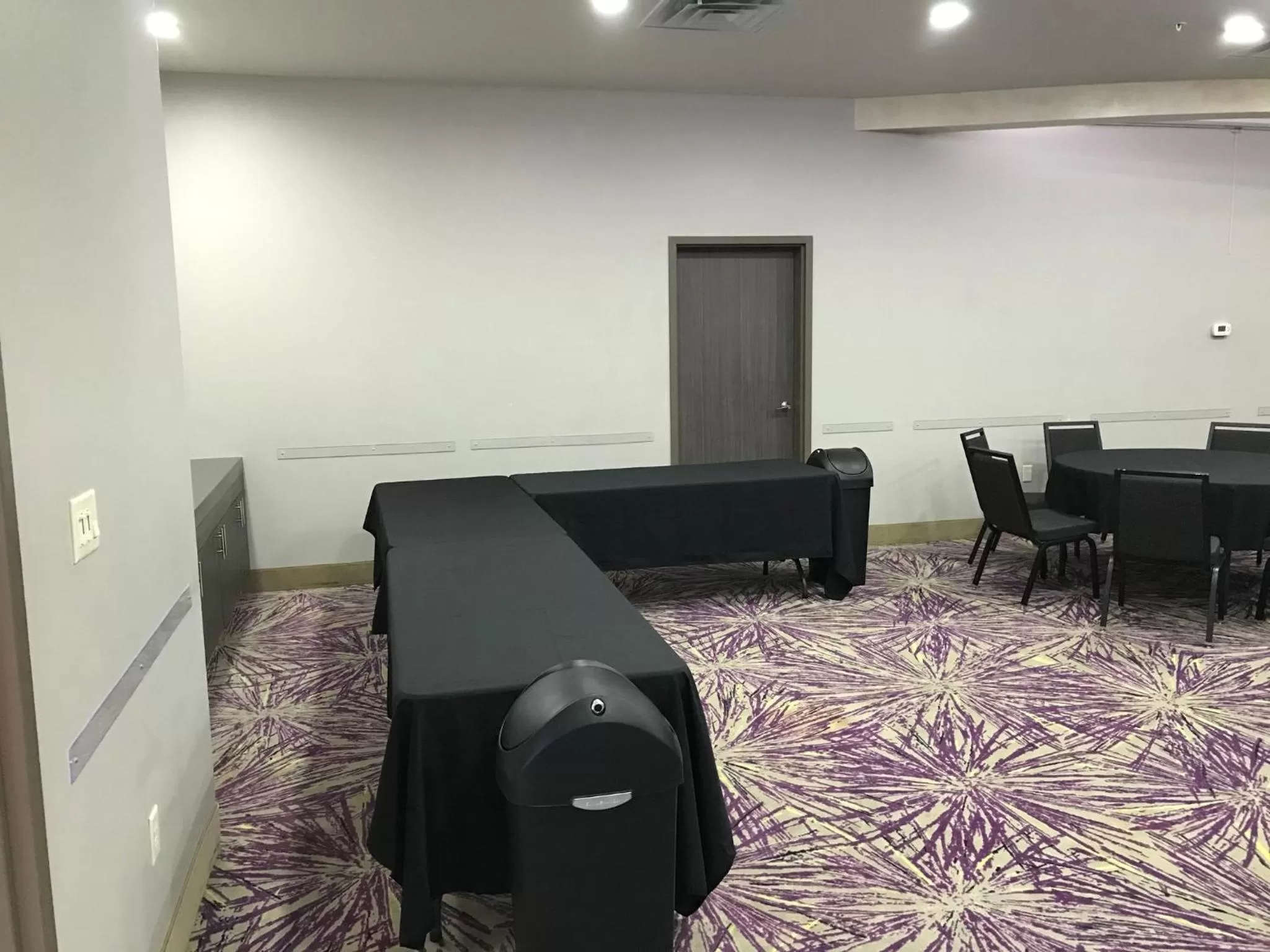 Meeting/conference room in Holiday Inn Express & Suites Garland E - Lake Hubbard I30 by IHG