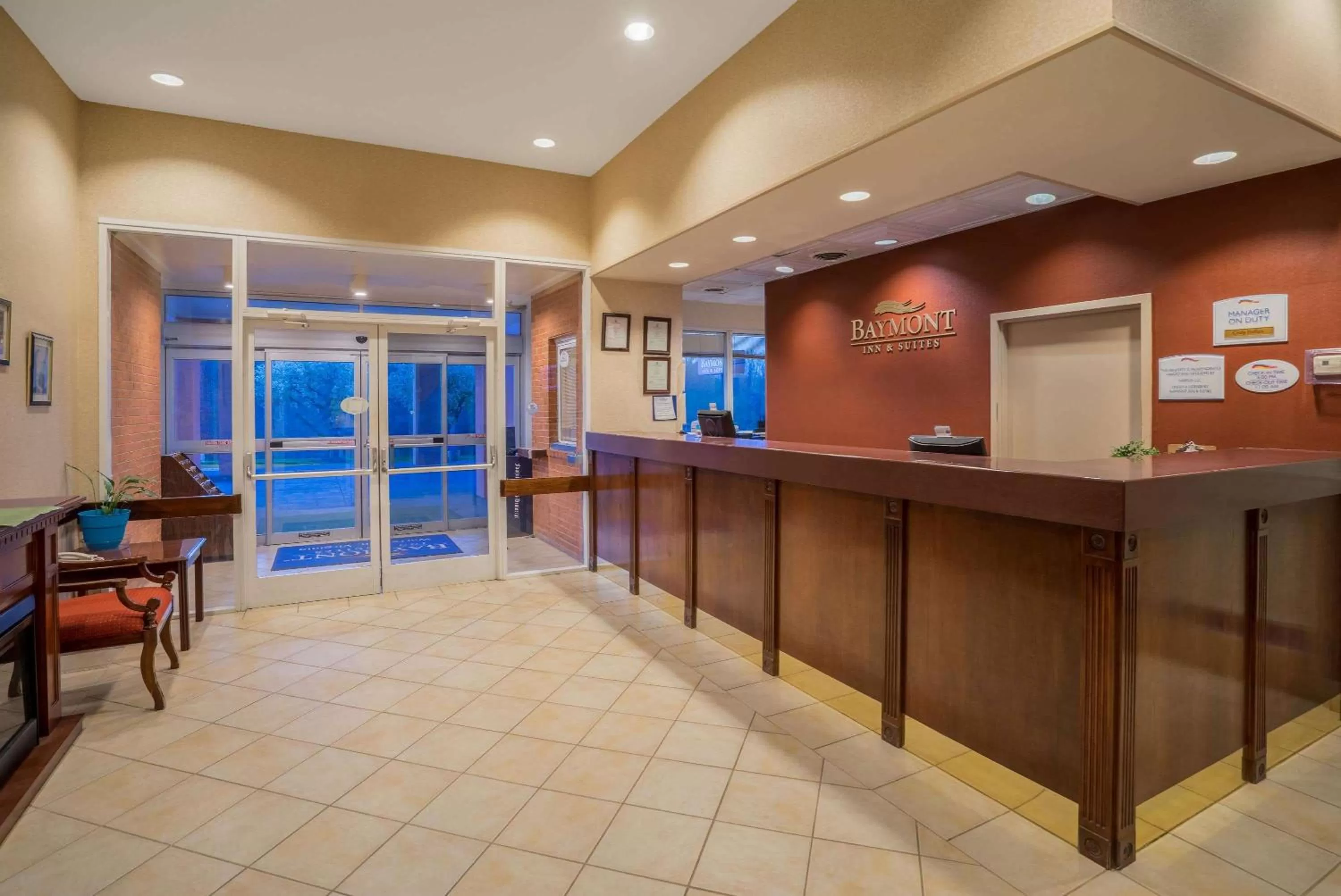 Lobby or reception in Baymont by Wyndham Warrenton