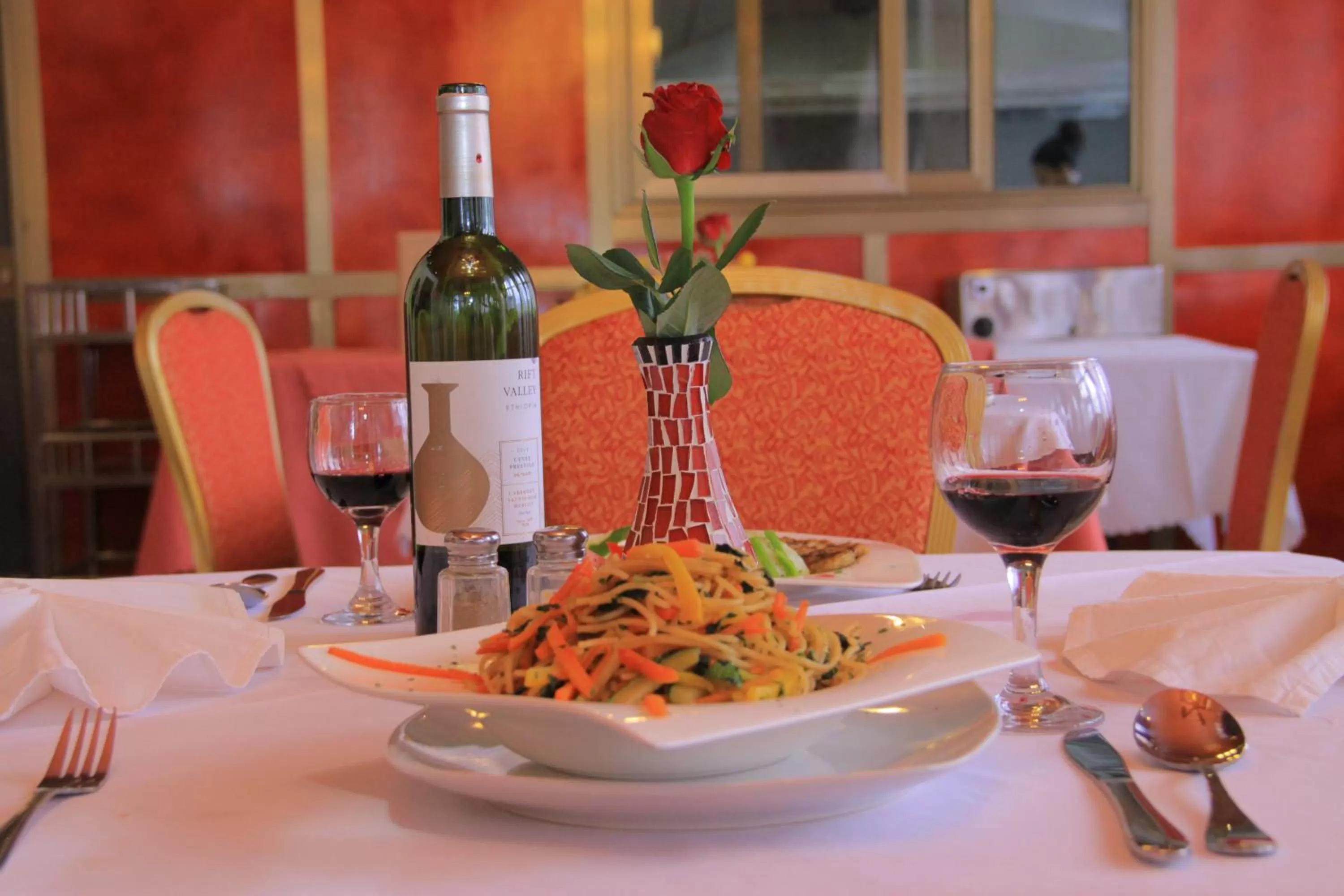 Food and drinks in Hotel Lobelia