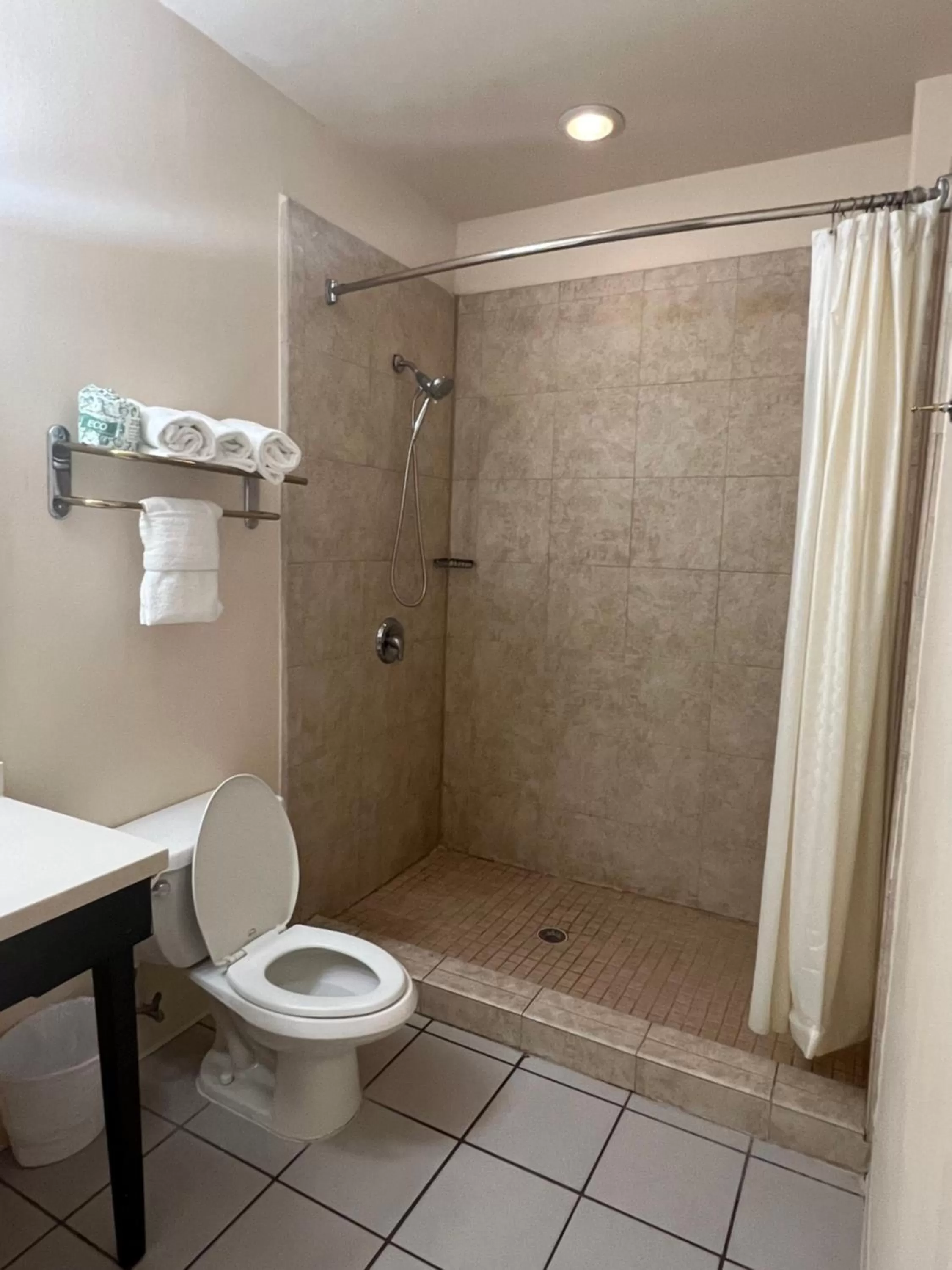 Sunchase Inn & Suites