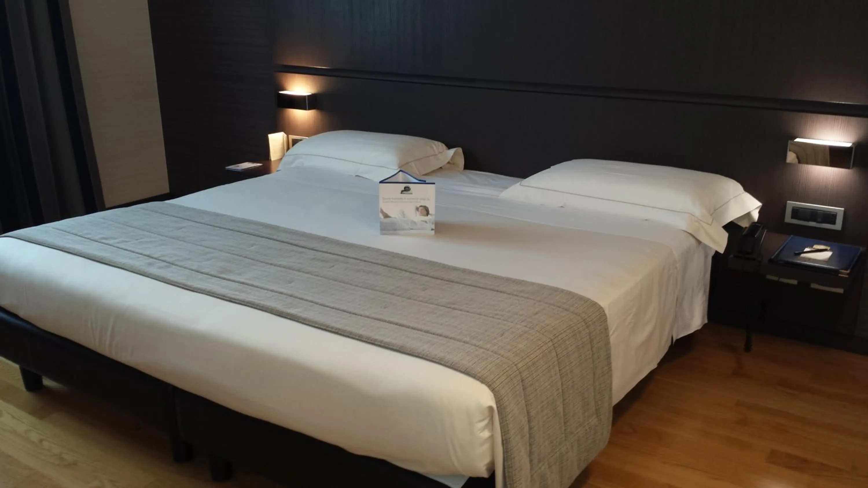 Bed in Best Western Plus Hotel Monza e Brianza Palace