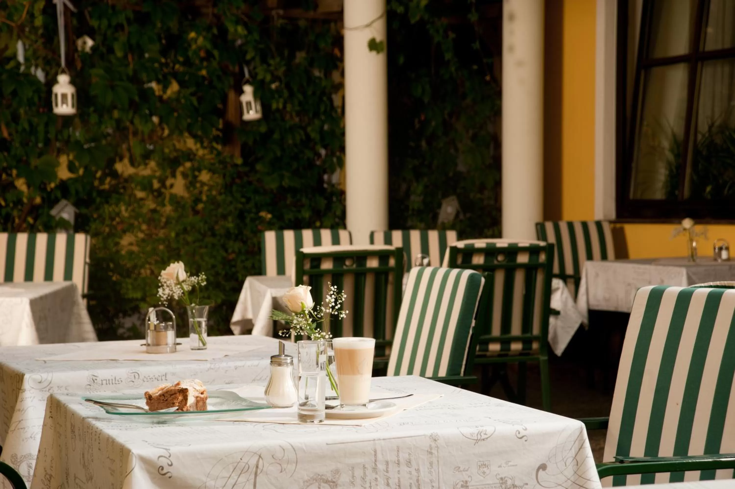Patio in Hubertushof Fromwald Hotel und Gasthof