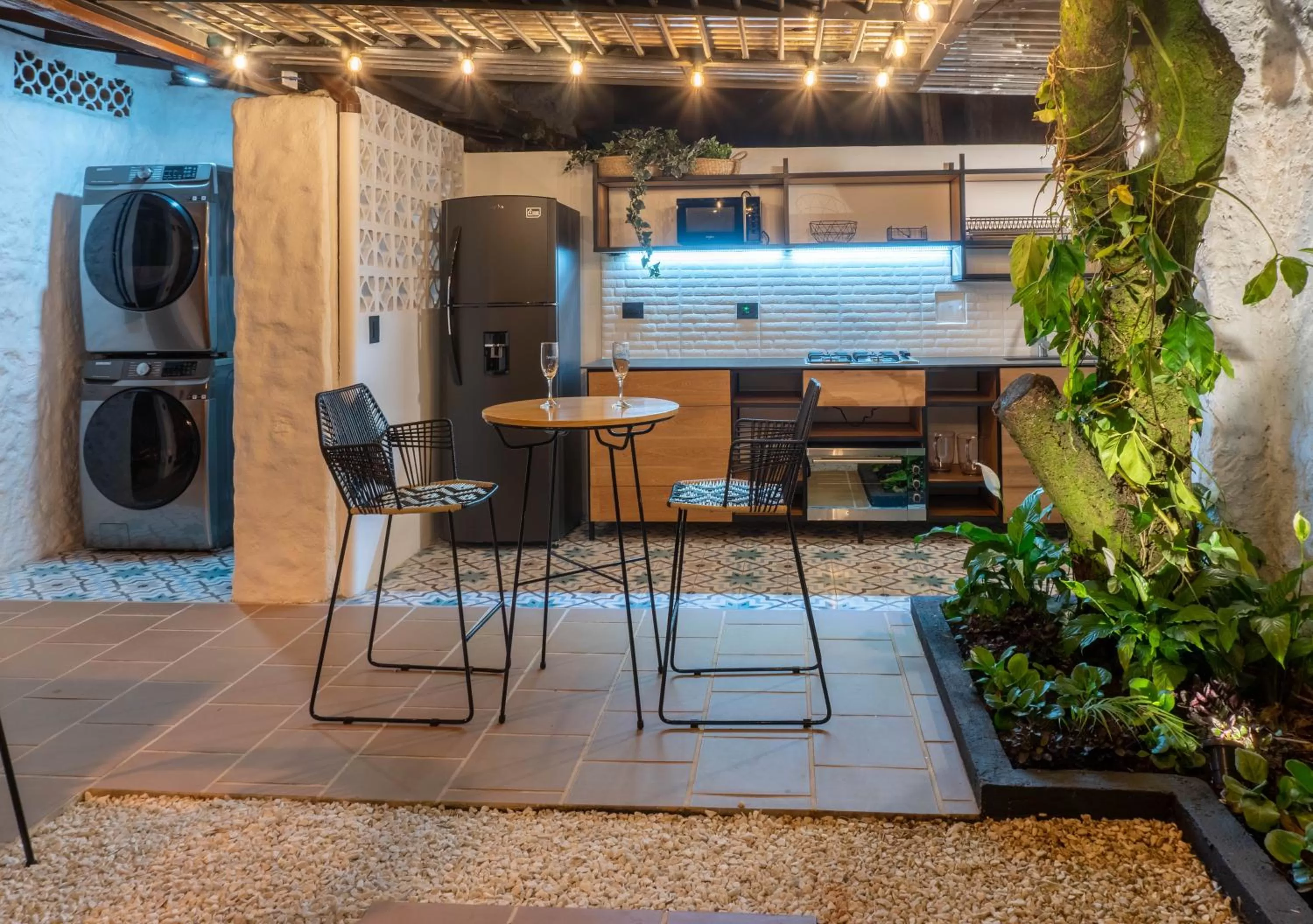 Patio, Pool View in Casa Medallo