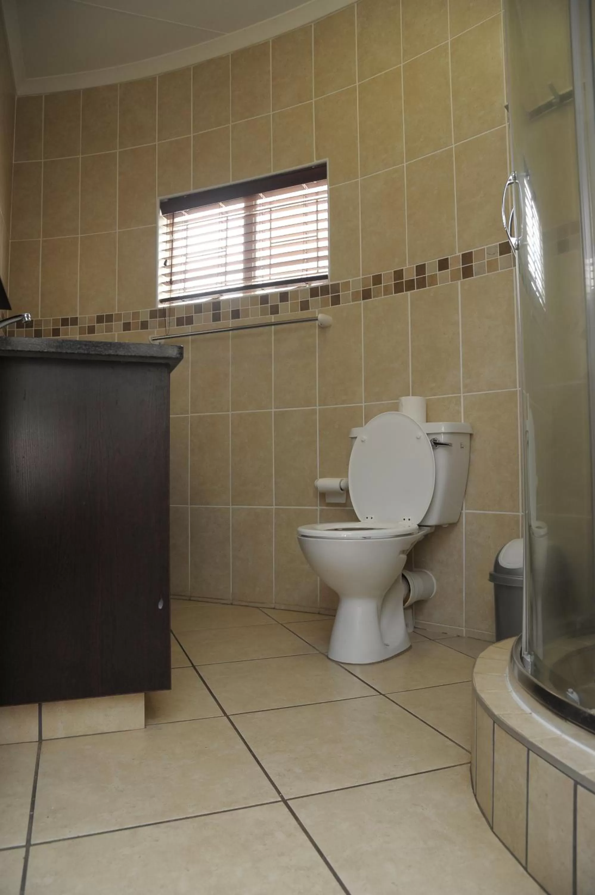 Bathroom in ATKV Buffelspoort