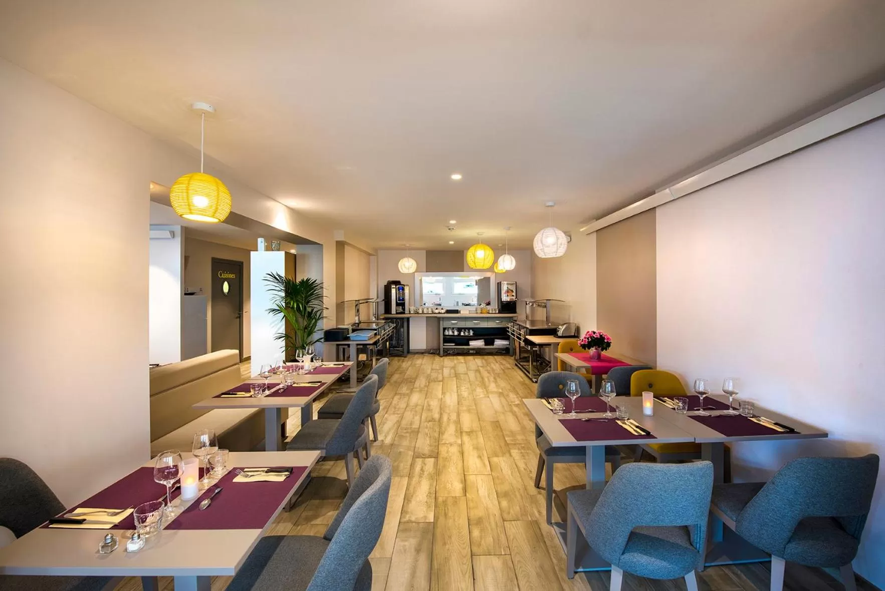 Restaurant/places to eat in Villa Bettina