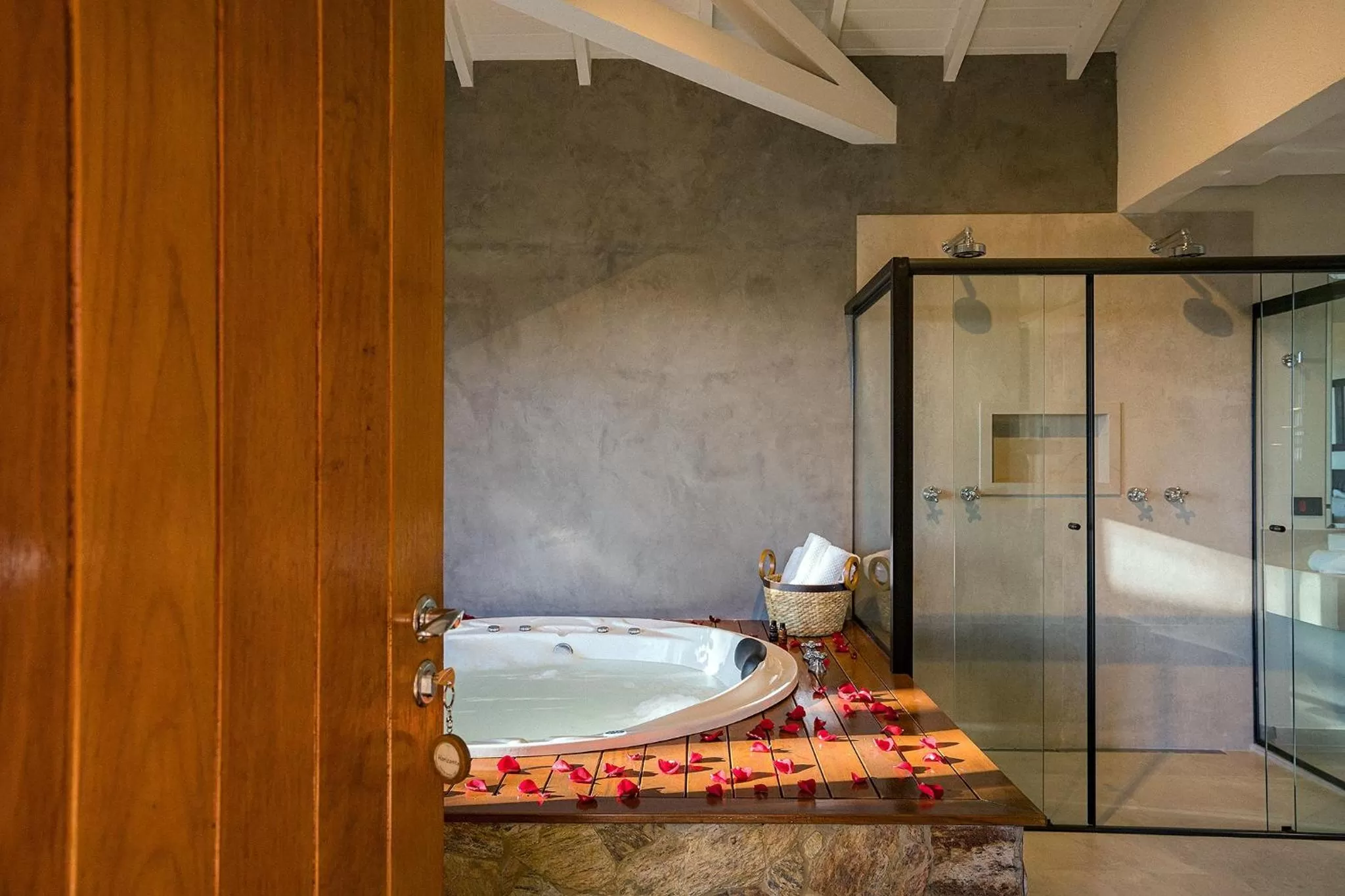 Bath, Bathroom in Kuriuwa Hotel