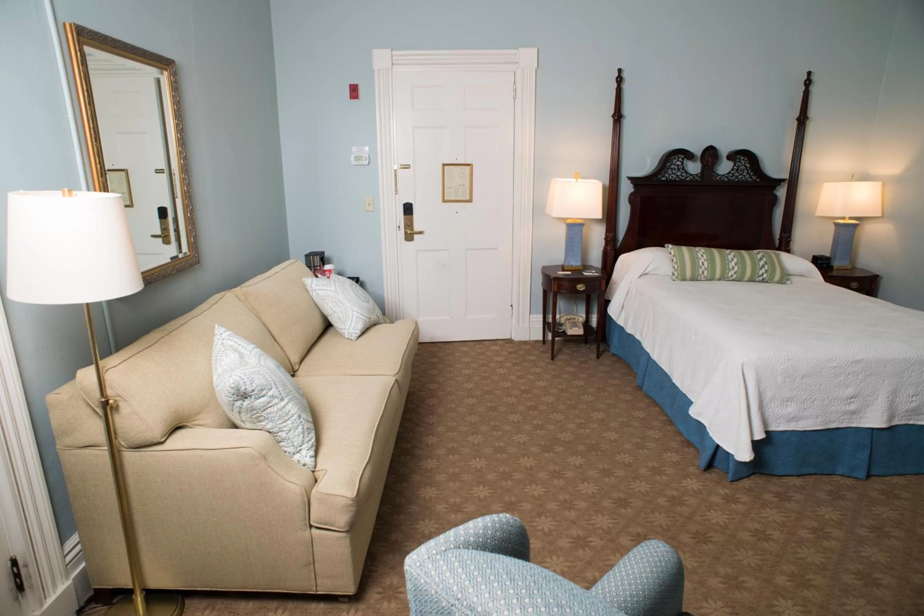 Photo of the whole room, Bed in Middlebury Inn