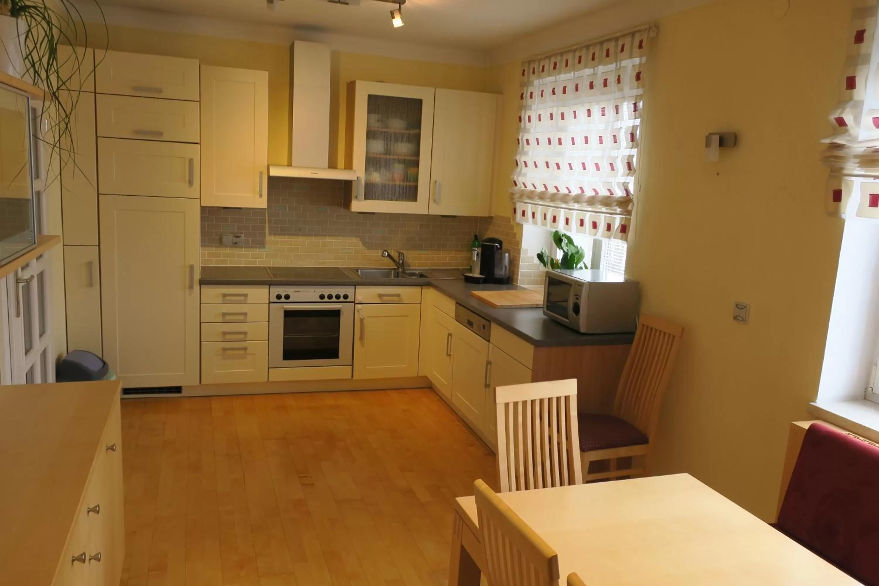 Photo of the whole room in Hotel Restaurant Böck "Roter Hahn"