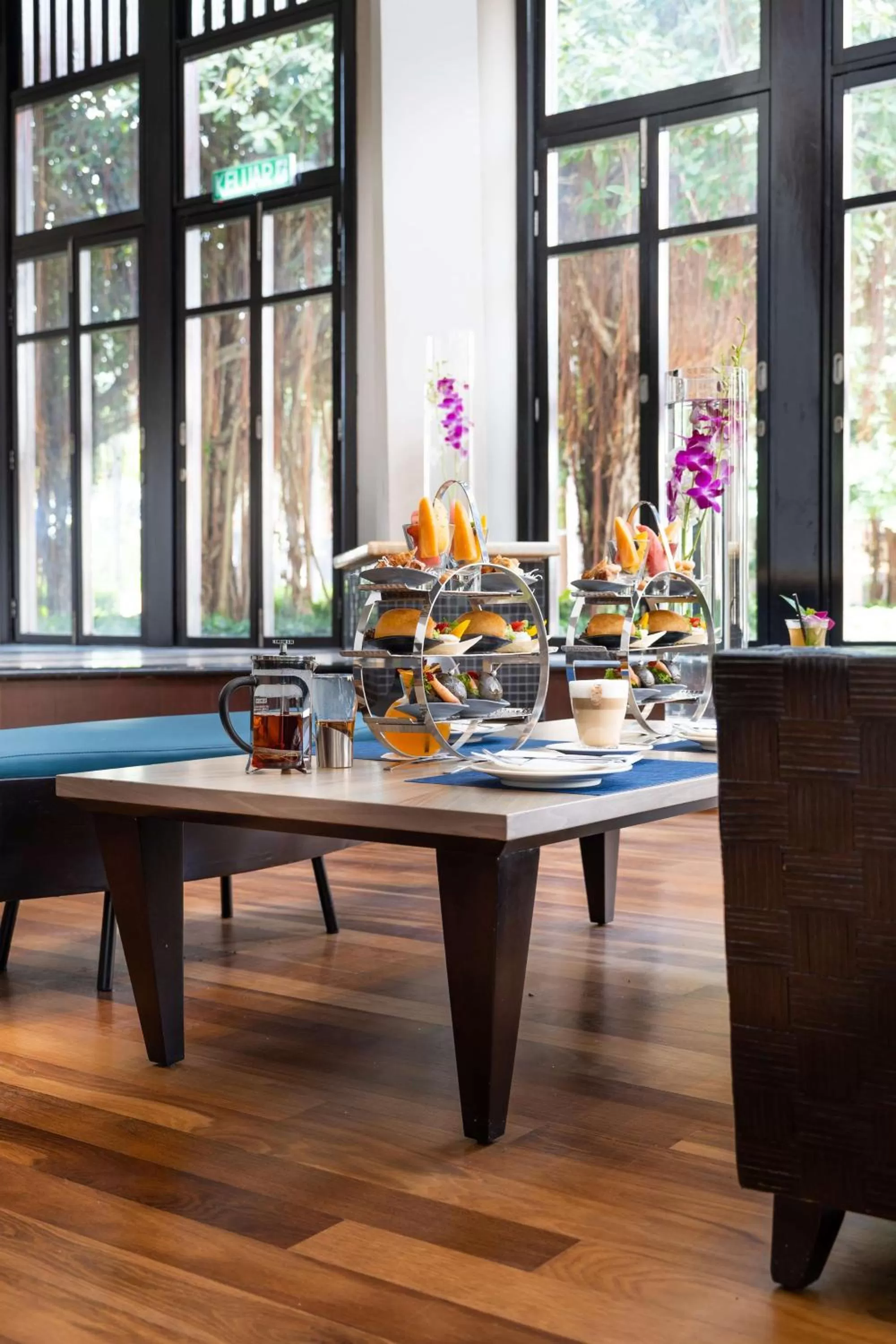 Restaurant/places to eat in DoubleTree by Hilton Putrajaya Lakeside