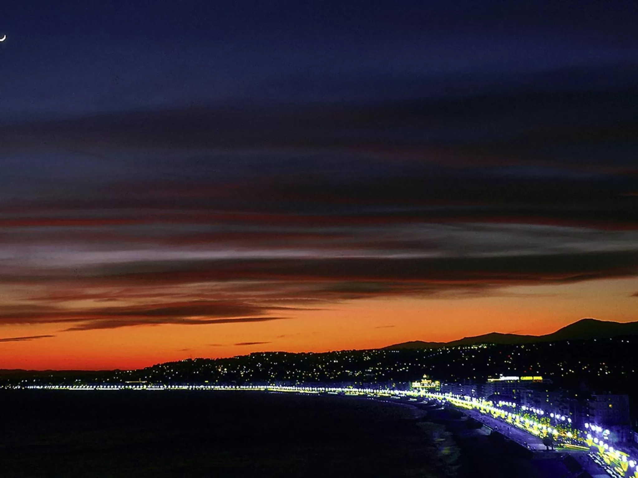 Beach in Ibis Styles Nice Centre Gare