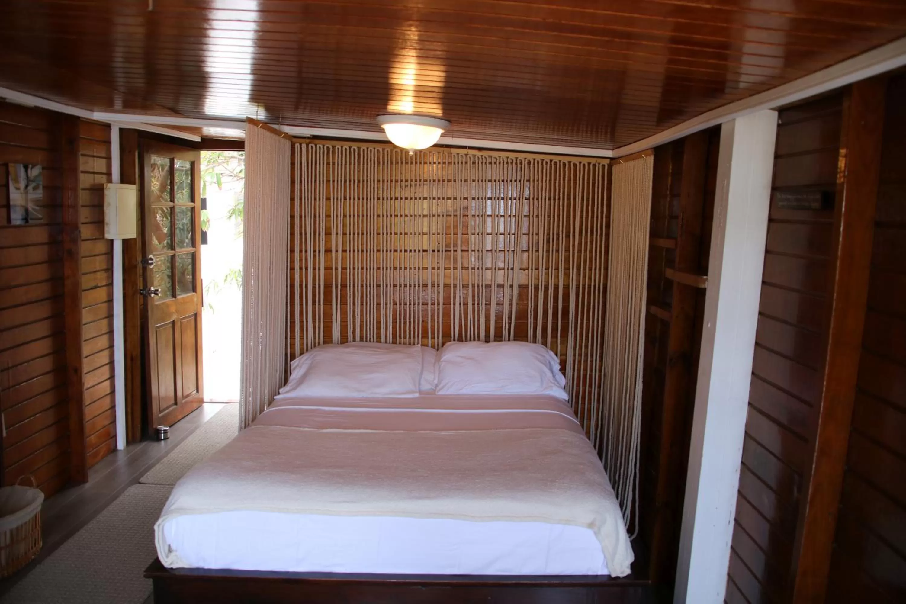 Bed in Coral Reef Beach