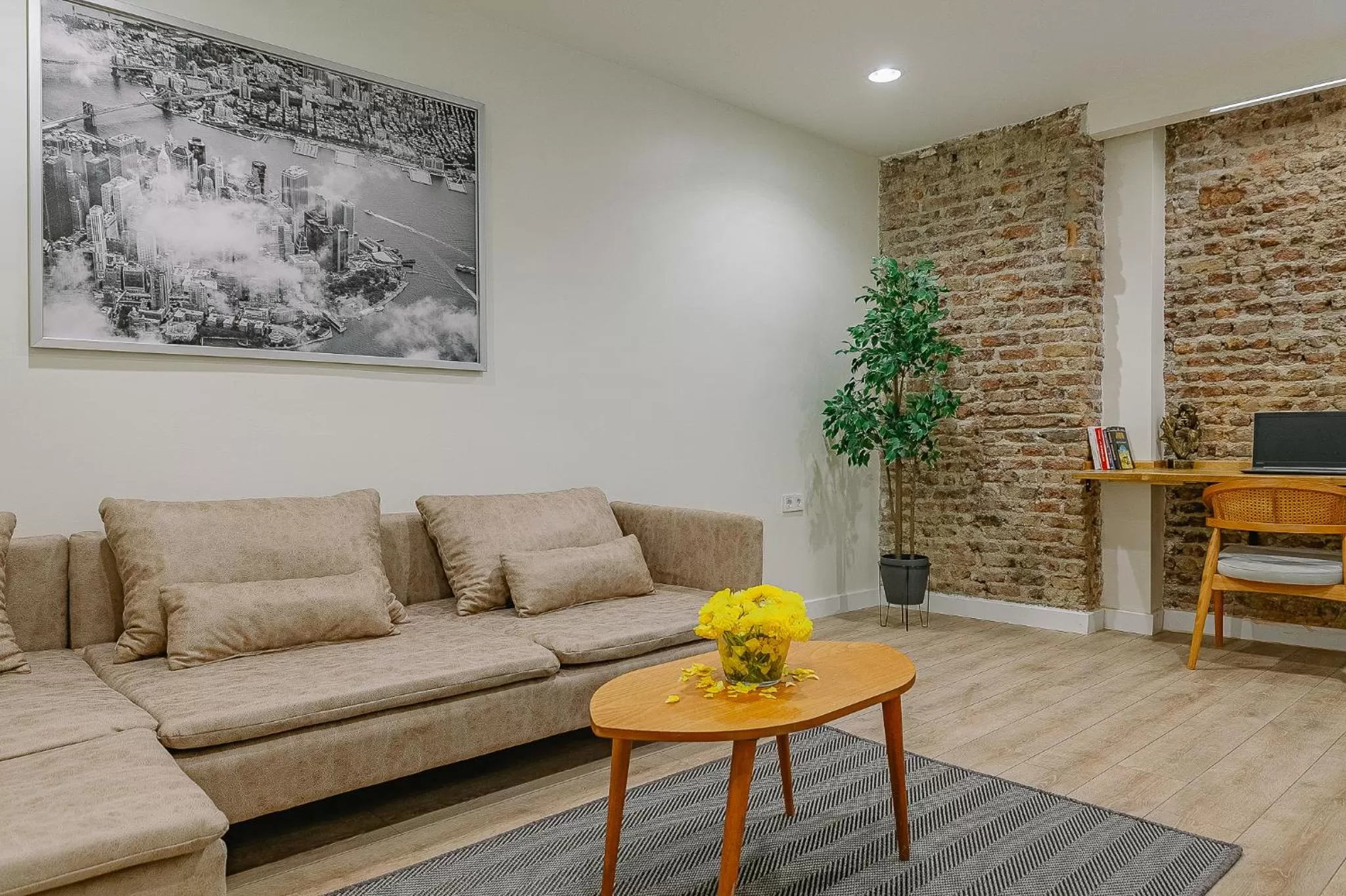 Living room in The Wilson Galata Hotel