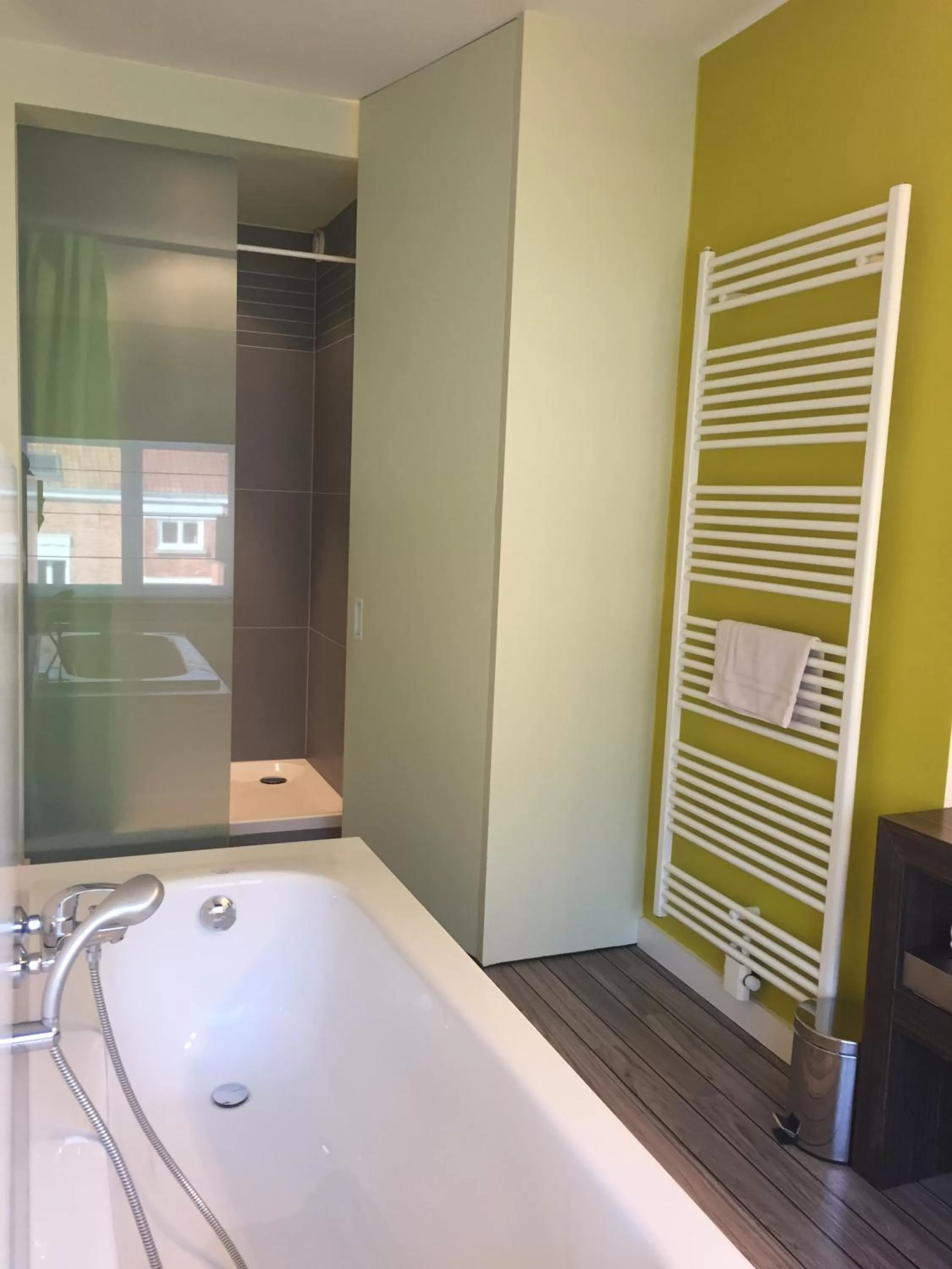 Shower, Bathroom in B&B Sabbajon