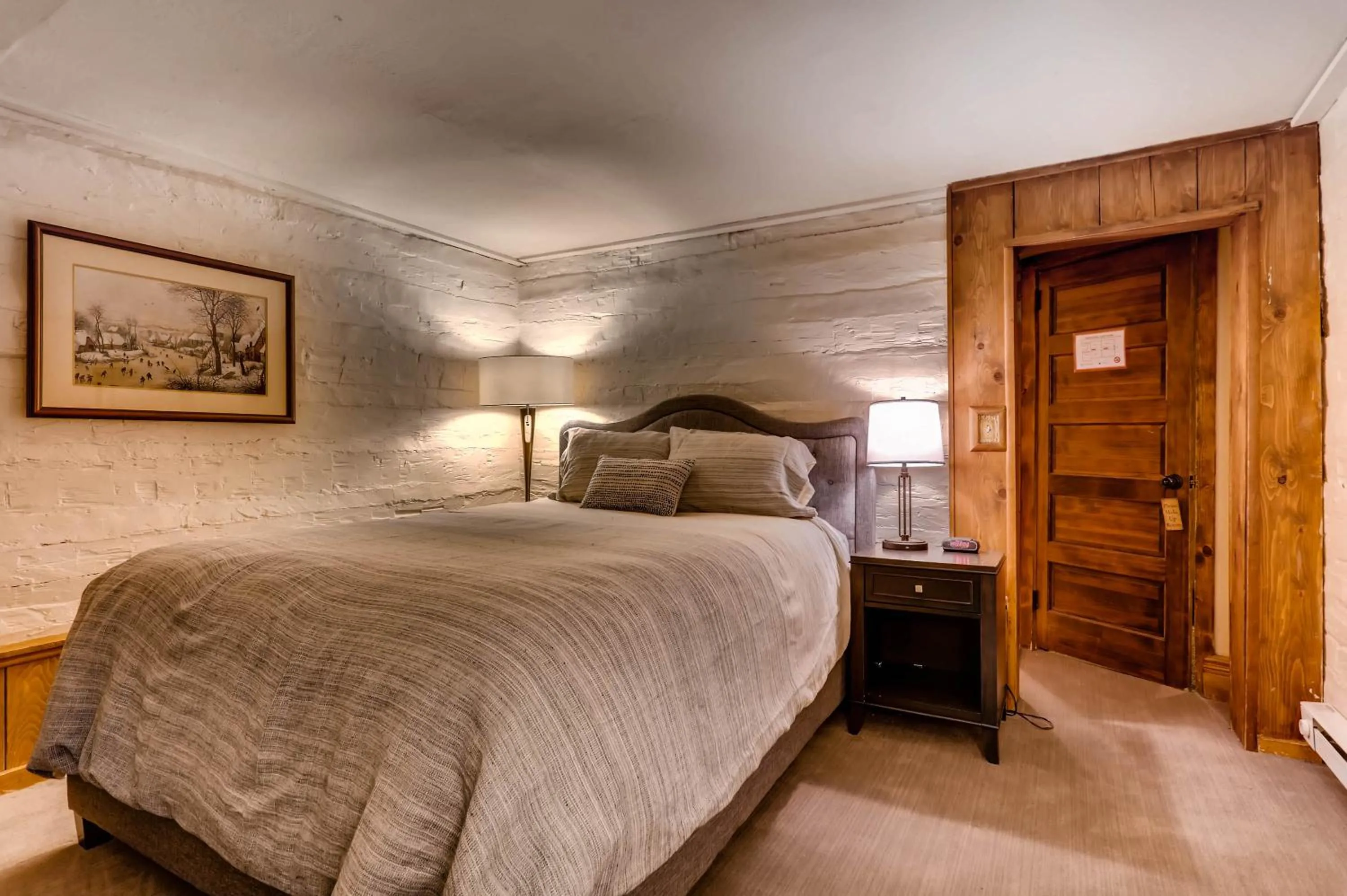 Photo of the whole room, Bed in Ski Tip Lodge, A Vail Resorts Property