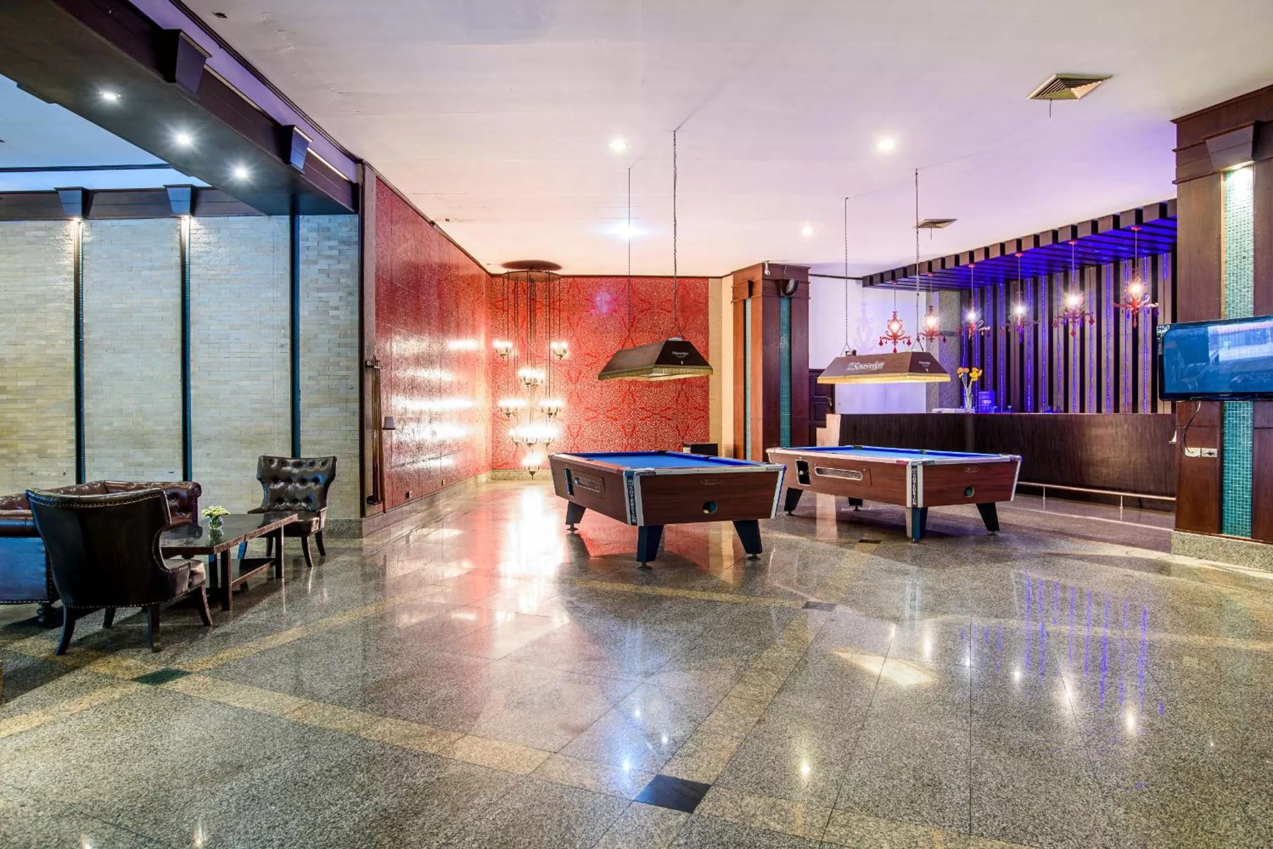 Seating area in Marine Yensabai Pattaya