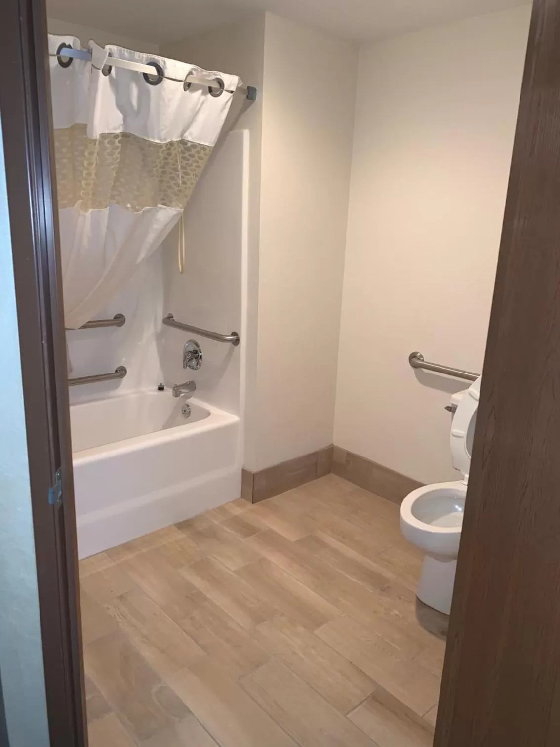 Bathroom in Baymont by Wyndham Bridgeport/Frankenmuth