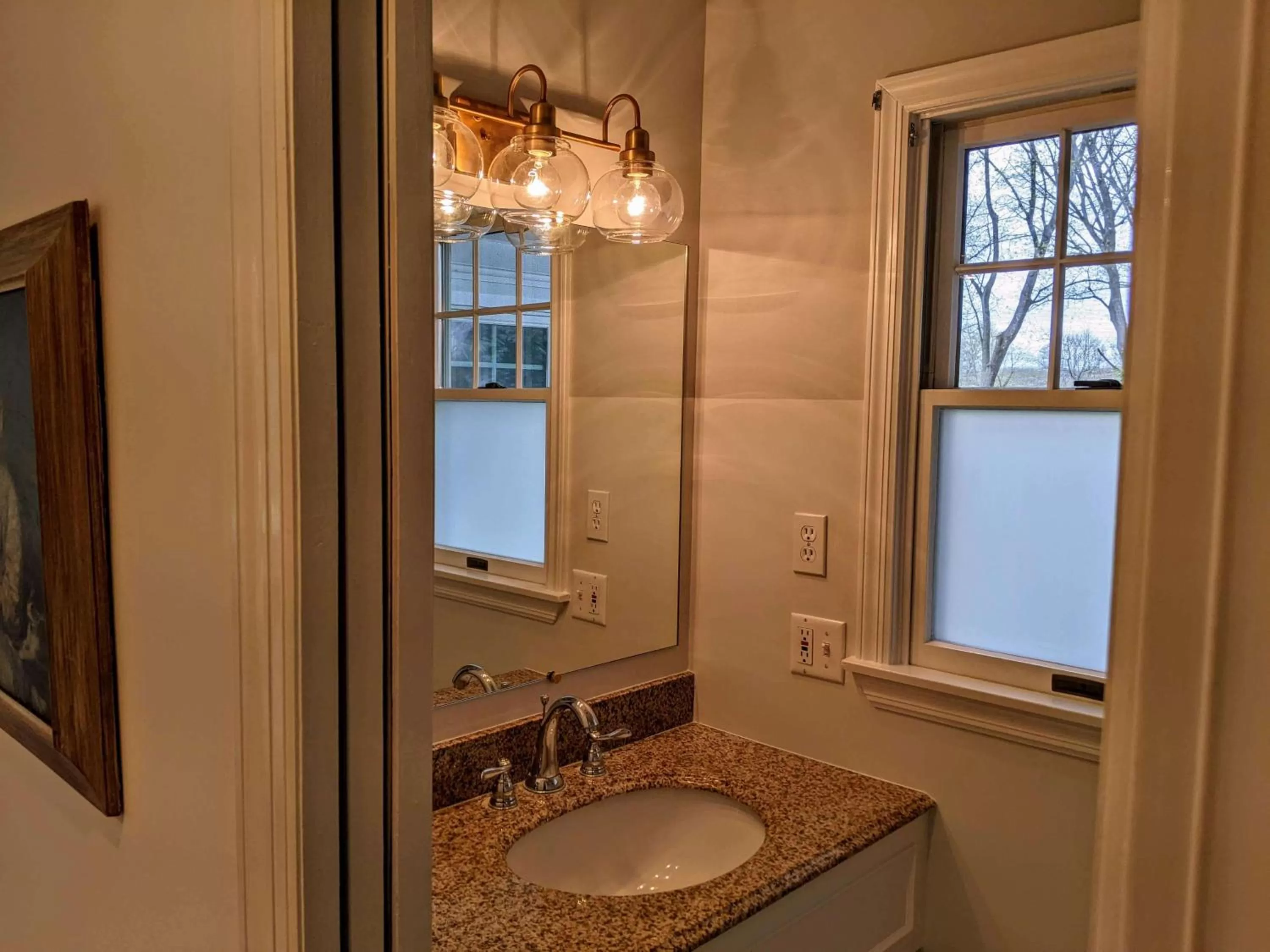 Bathroom in Stanton House Inn