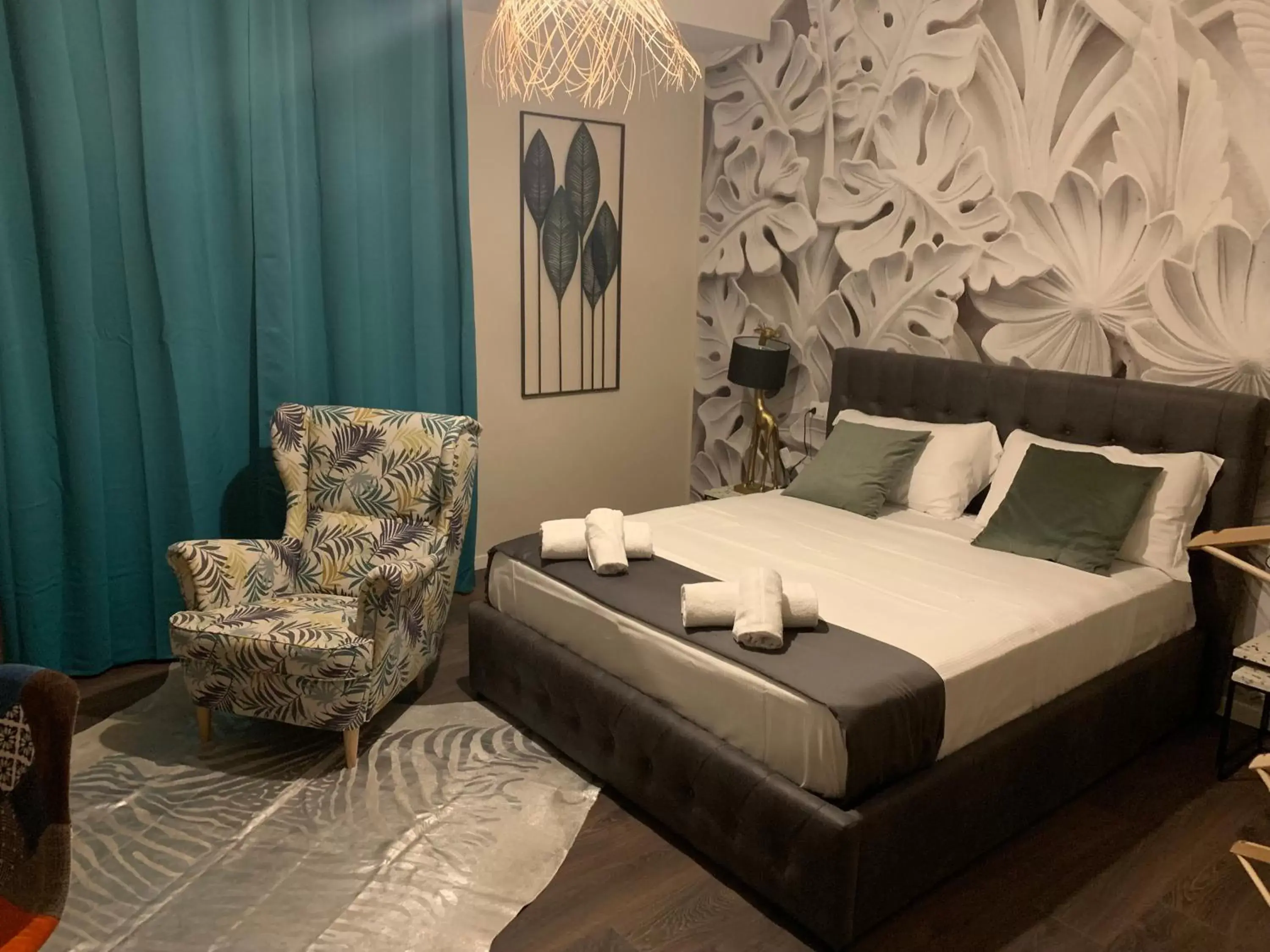 Double Room with Private External Bathroom in SUITE LAME 37 Rental Rooms Double Room with Private External Bathroom in SUITE LAME 37 Rental Rooms