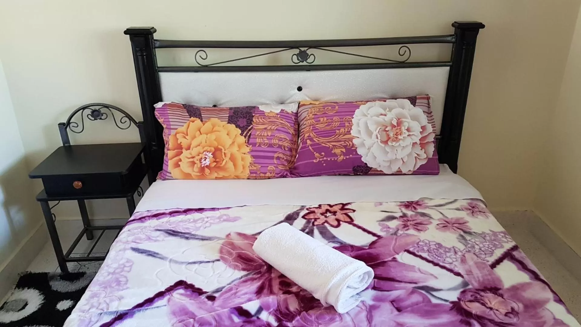 Bed in Hotel Nice 06