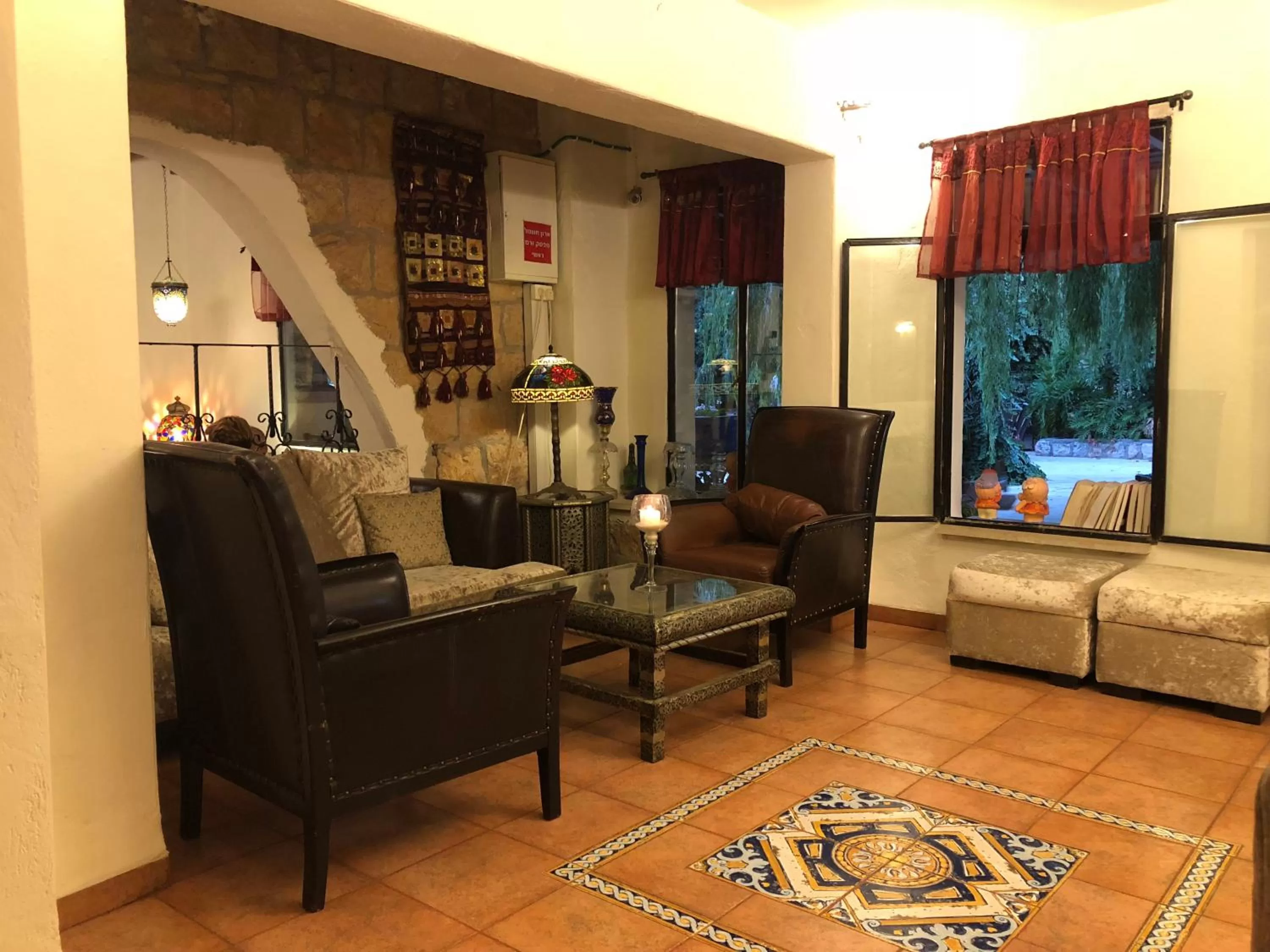 Restaurant/places to eat, Lobby/Reception in Beit Shalom Historical boutique Hotel