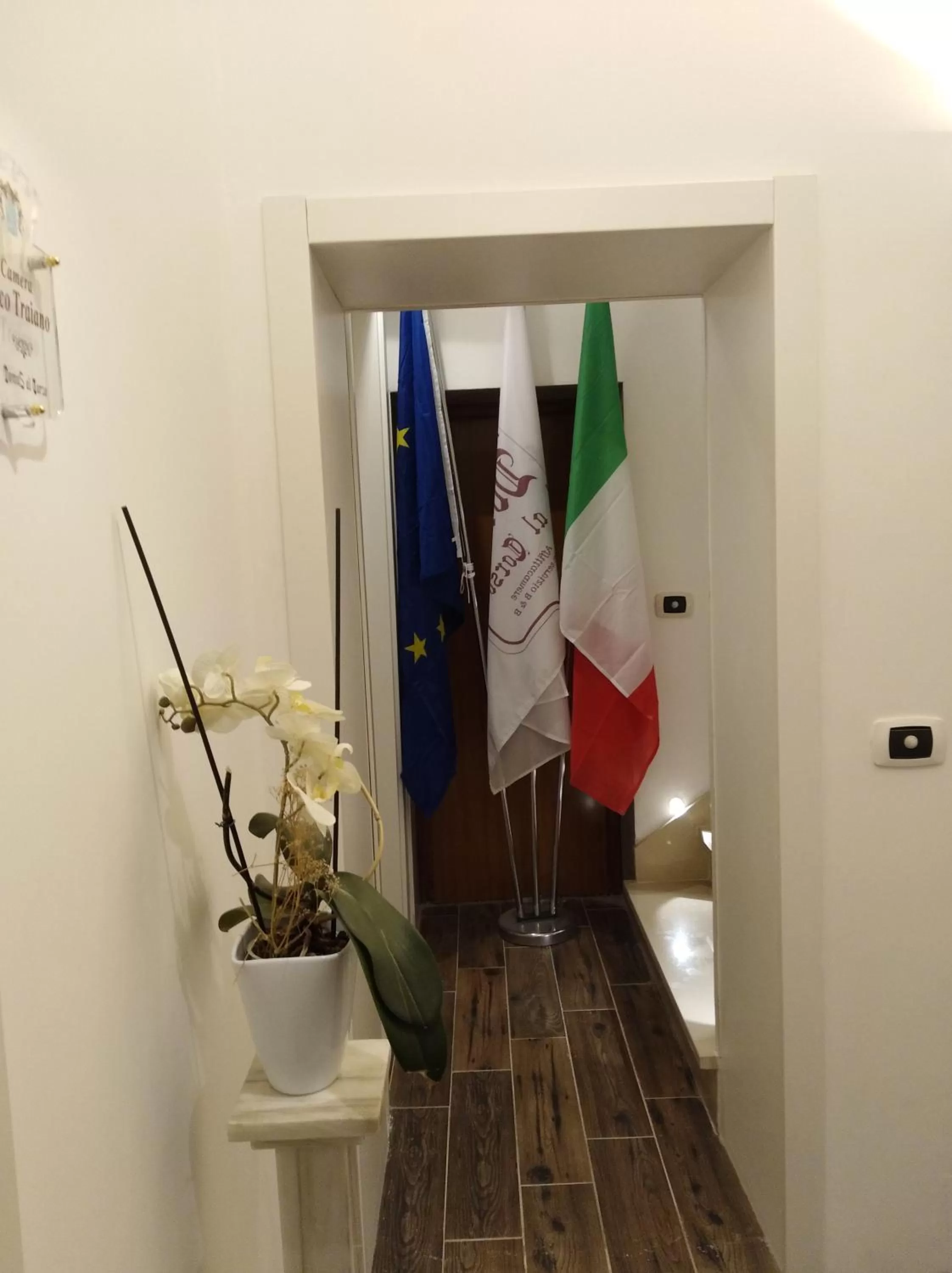 Area and facilities in DomuS al Corso B&B