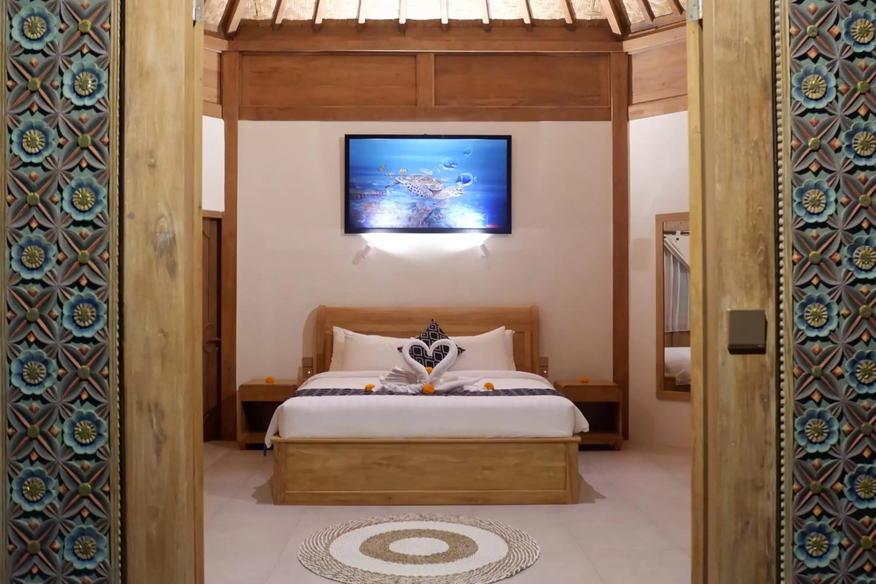 Property building, Bed in Blue Harbor Beachfront Villas & Resto