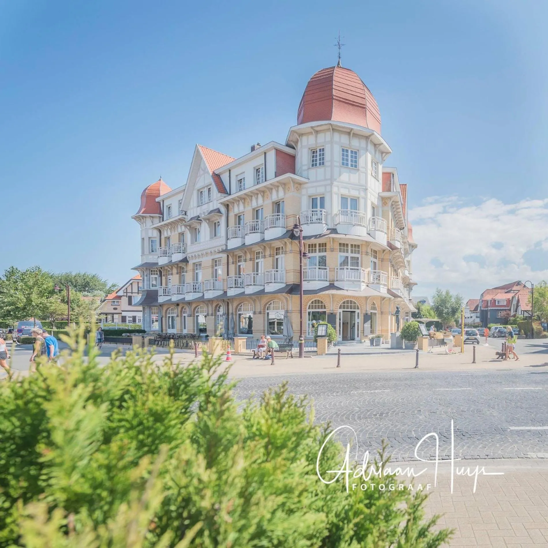 Facade/entrance in Grand Hotel Belle Vue