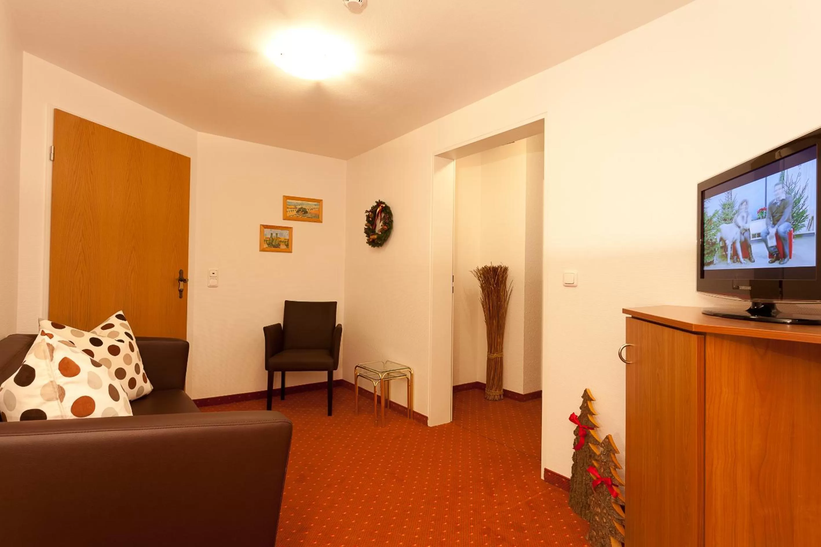 TV/Entertainment Center in Familien- und Wellnesshotel "Viktoria"