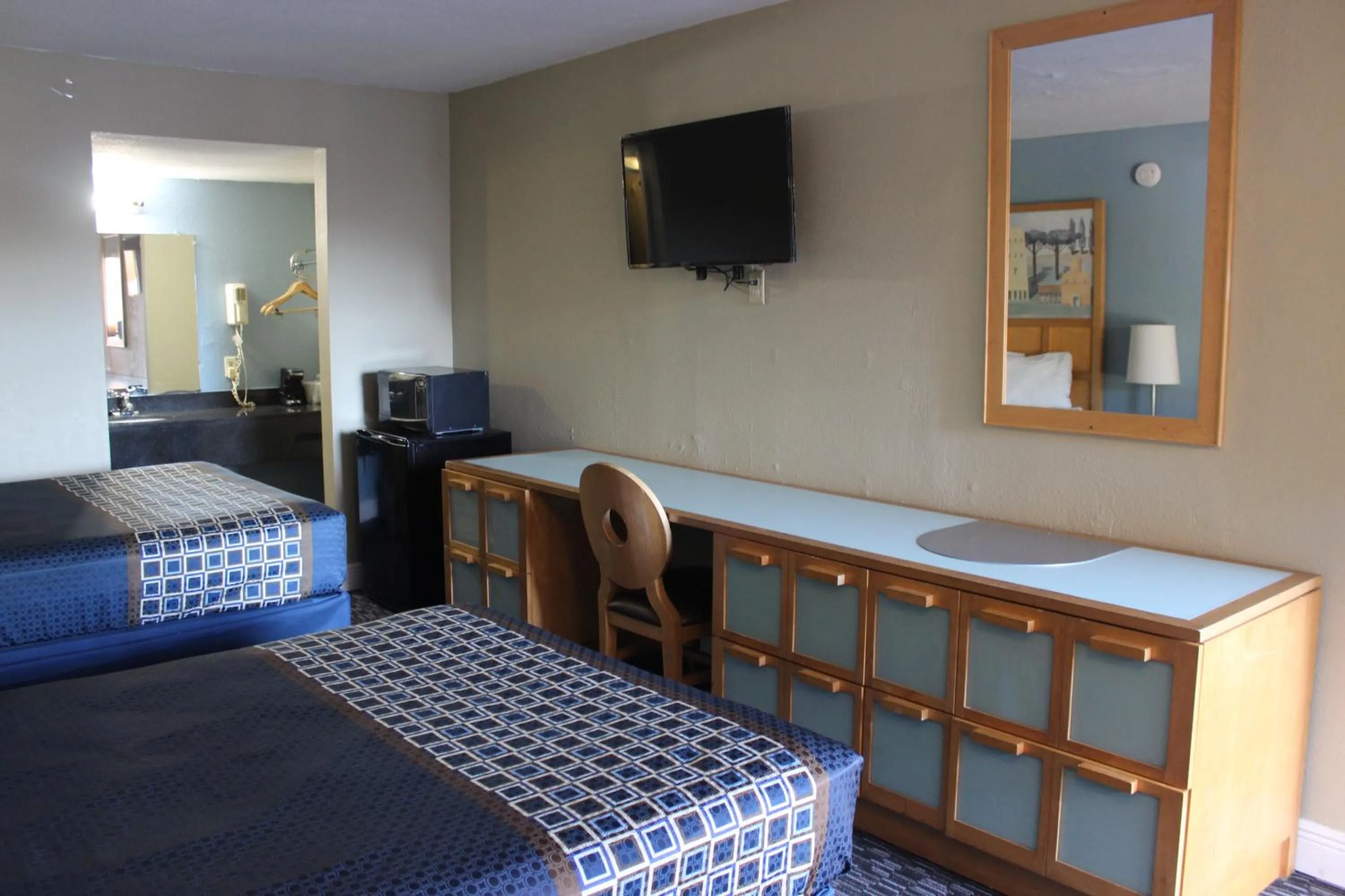 Tampa Inn Near Busch Gardens