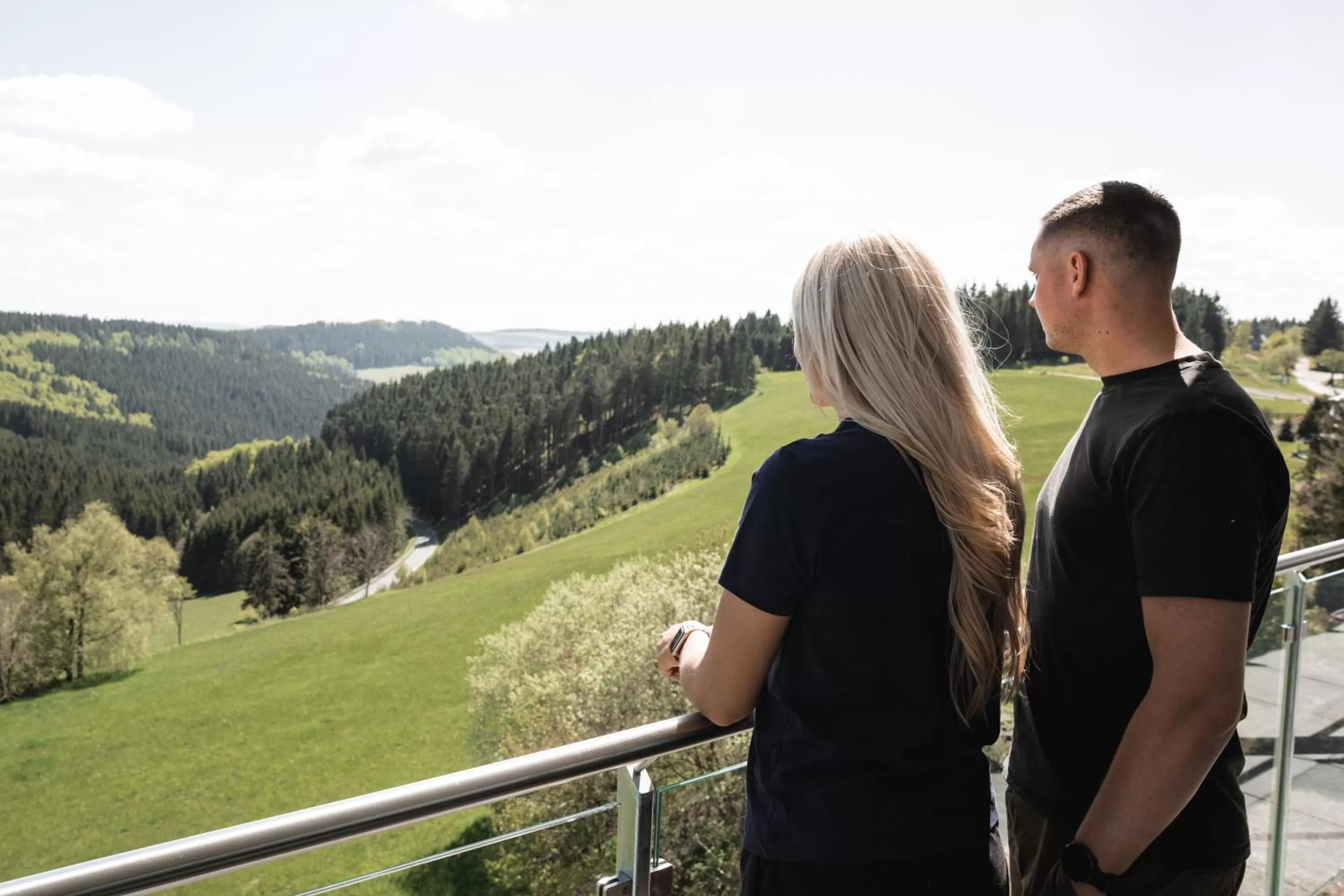 People in Astenblick Apartments Winterberg with sauna