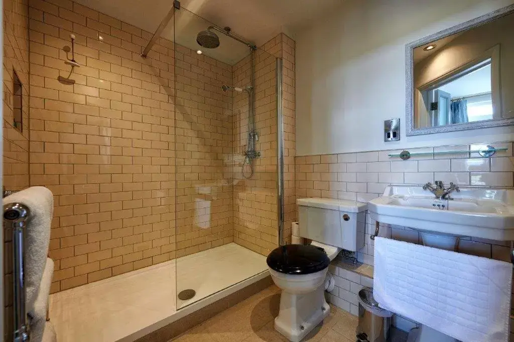 Superior Double Room with Balcony in The Boathouse Superior Double Room with Balcony in The Boathouse