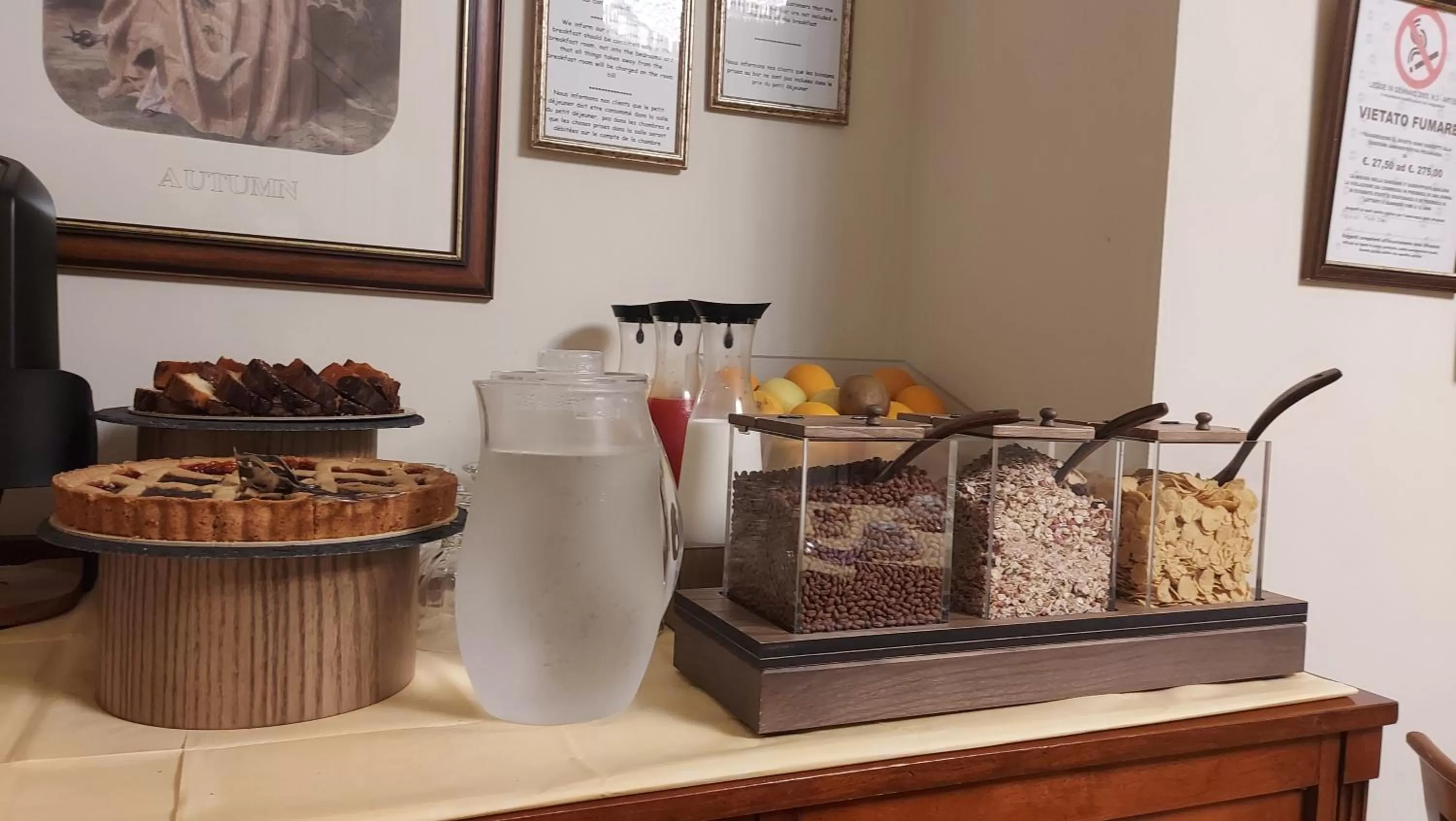 Breakfast in Hotel Bigallo