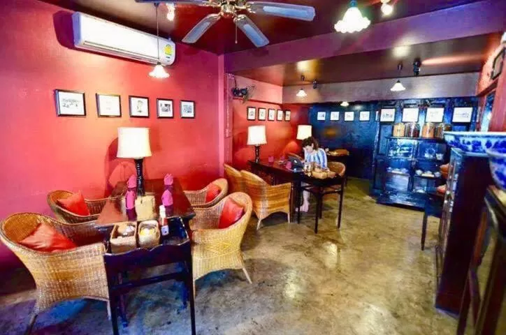 Tri Yaan Na Ros Colonial House