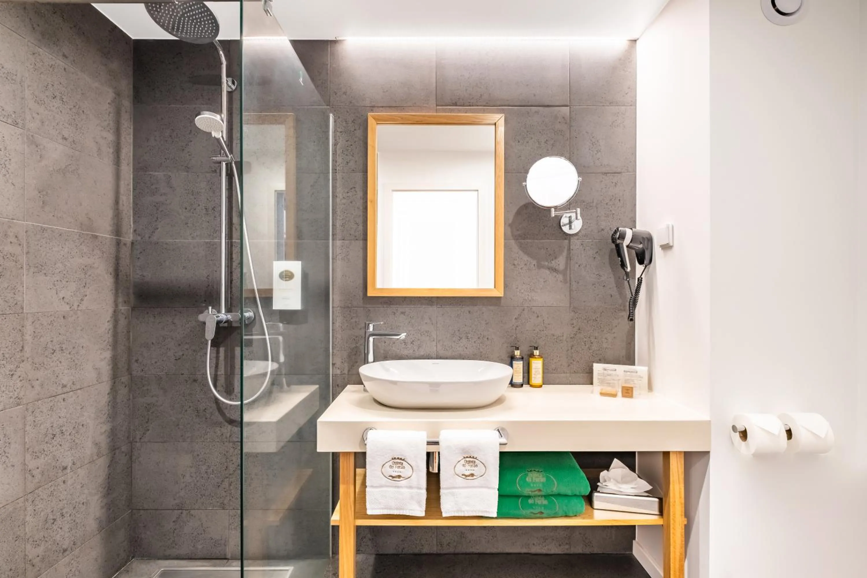 Bathroom in Hotel Quinta Do Furao