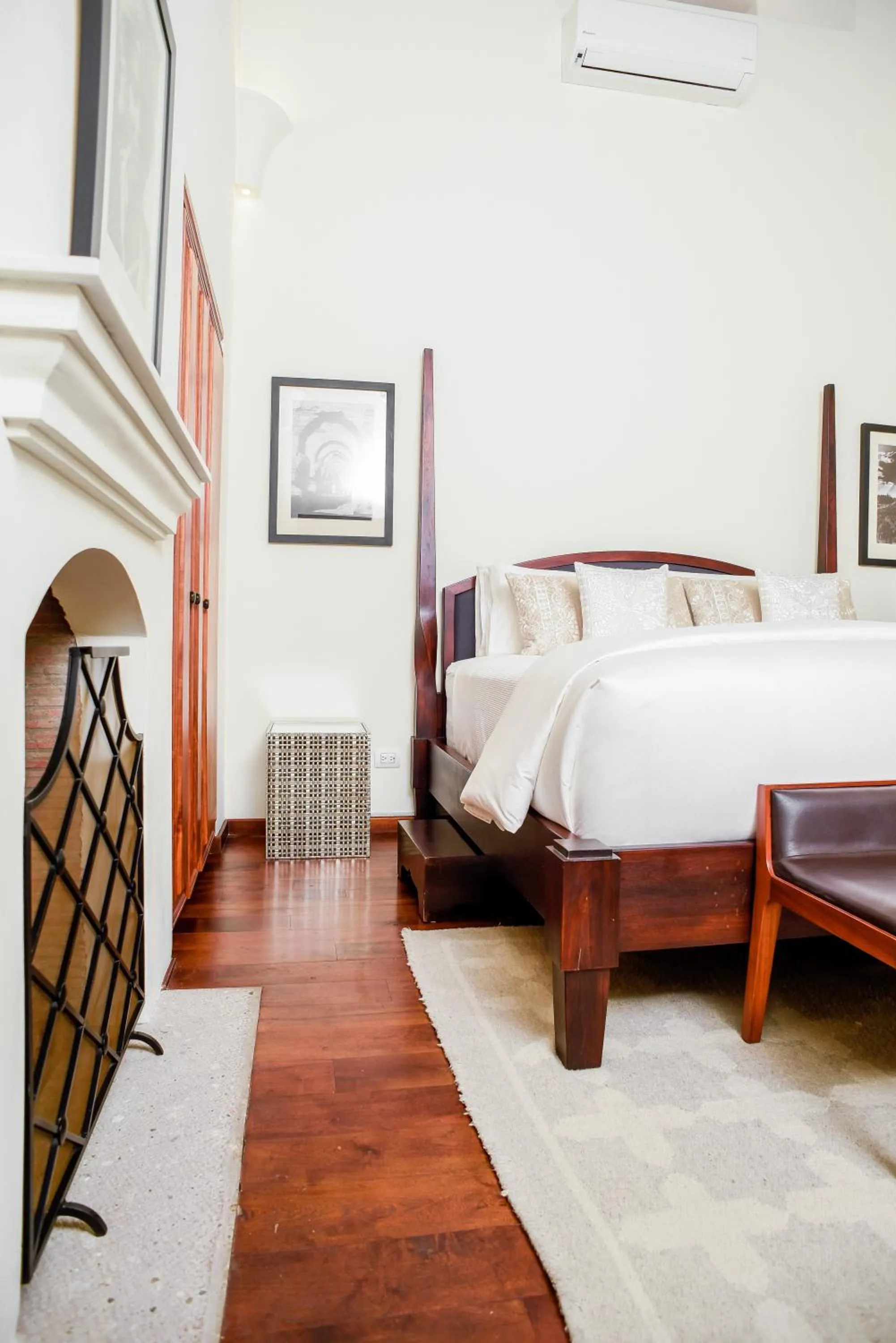 Bedroom, Bed in Hotel Casa Blanca 7