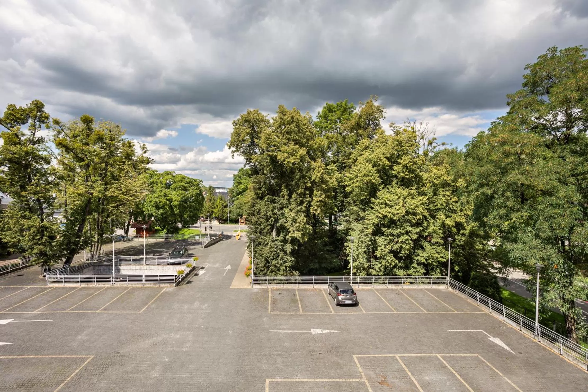 Parking in Hotel Olympic Spa & Wellness