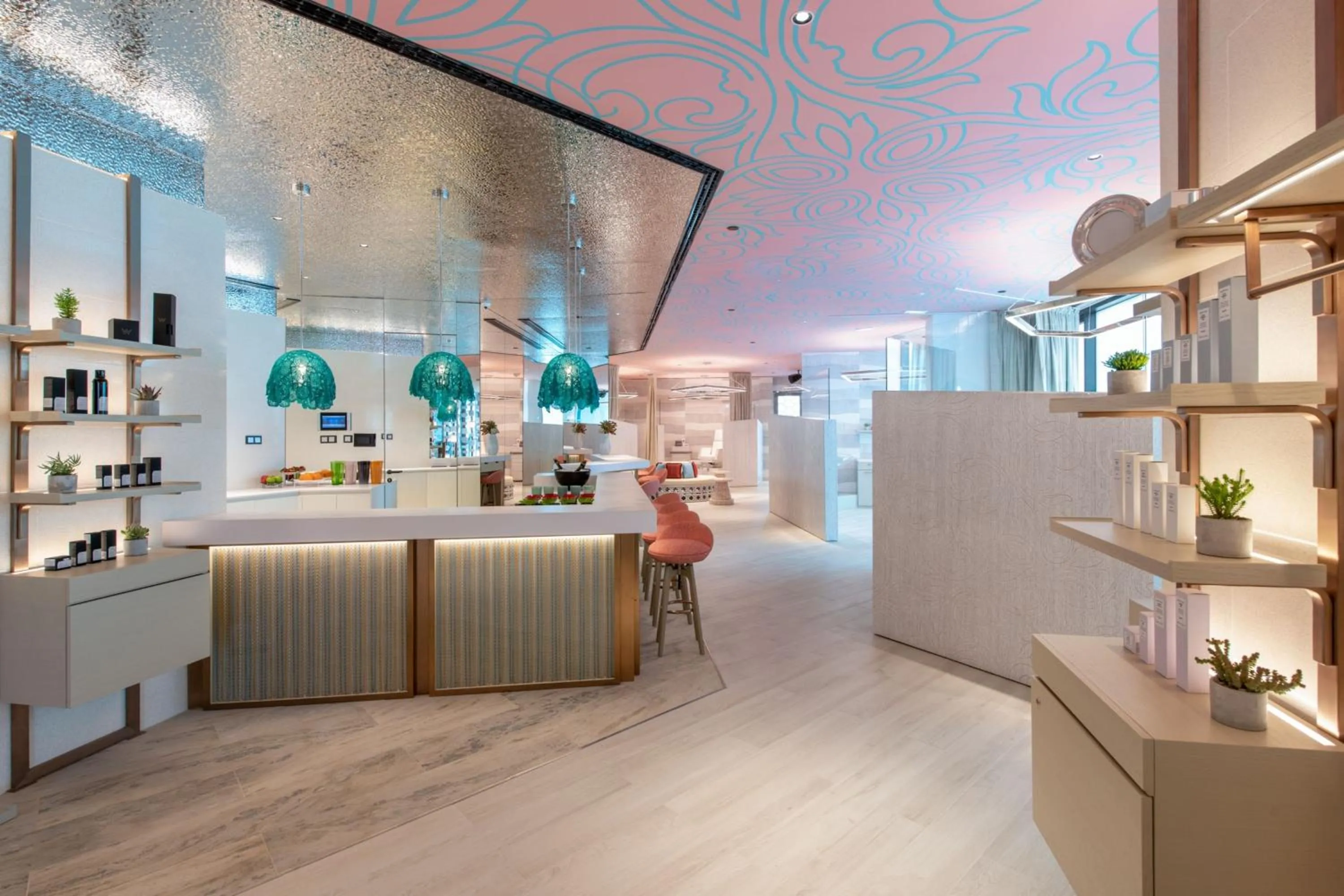 Spa and wellness centre/facilities in W Residences Algarve