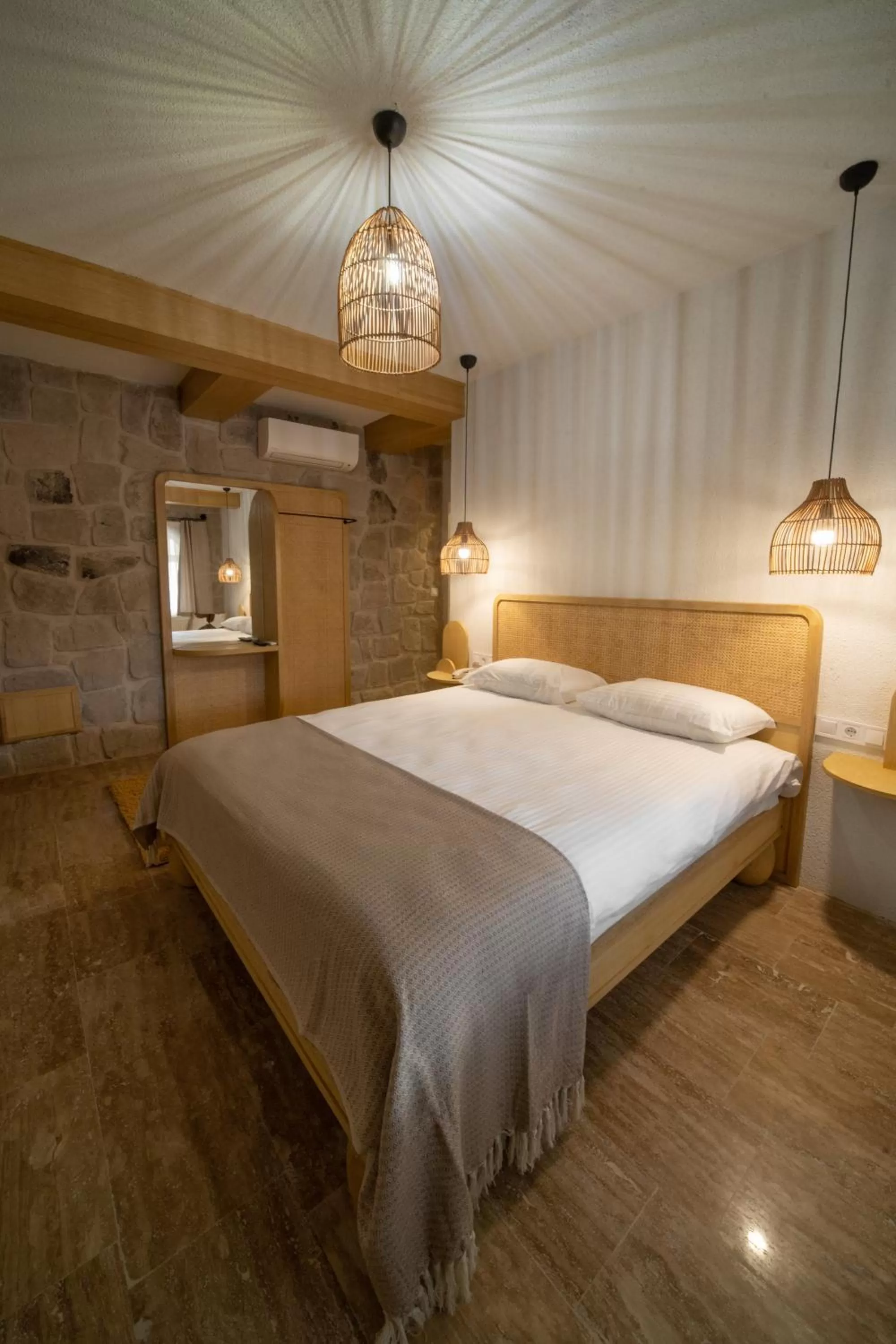 Photo of the whole room, Bed in Cappadocia Naif Hotel - Adults Only