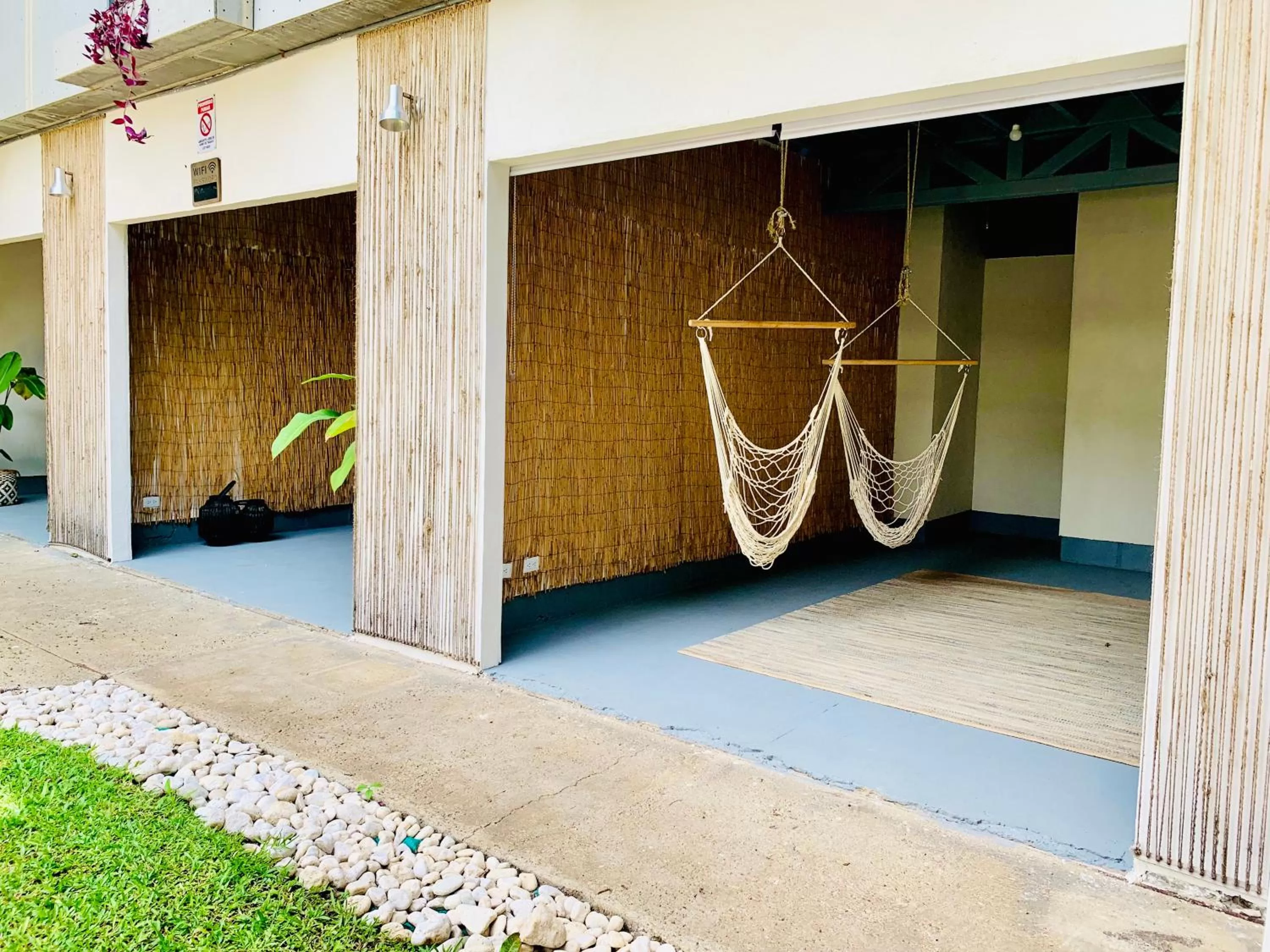 Balcony/Terrace in Hotel Mango Airport
